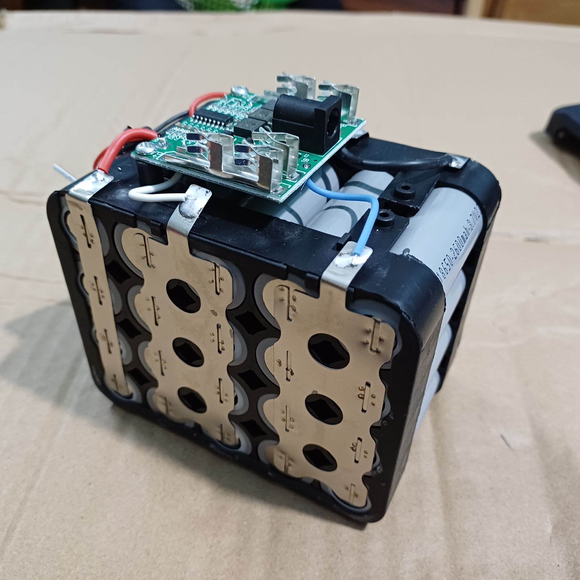 pin makita 20cell chân thông dụng ( 2600mah 3mosfet )