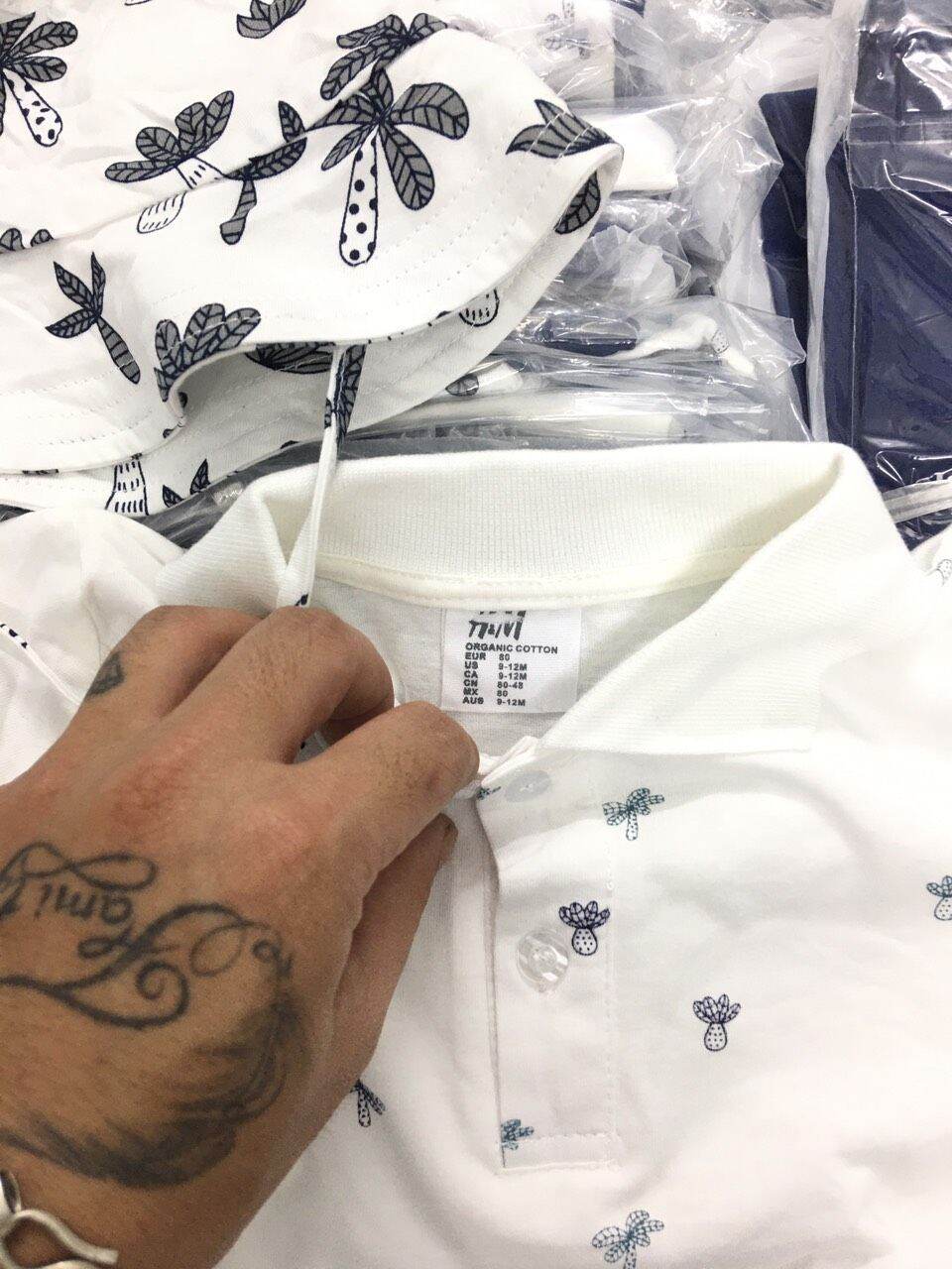 set bộ kèm mũ bé trai hm