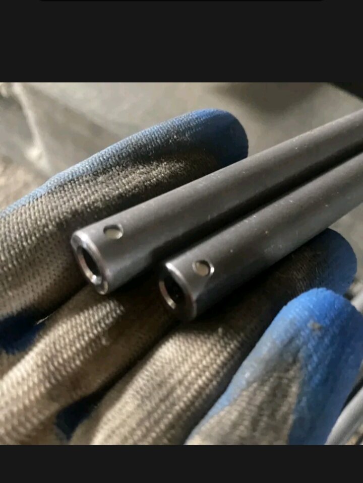 Ống thép đúc lỗ 7.00mm phi tròn 12 mm trong cơ khí nhiều kích thước lựa chọn)