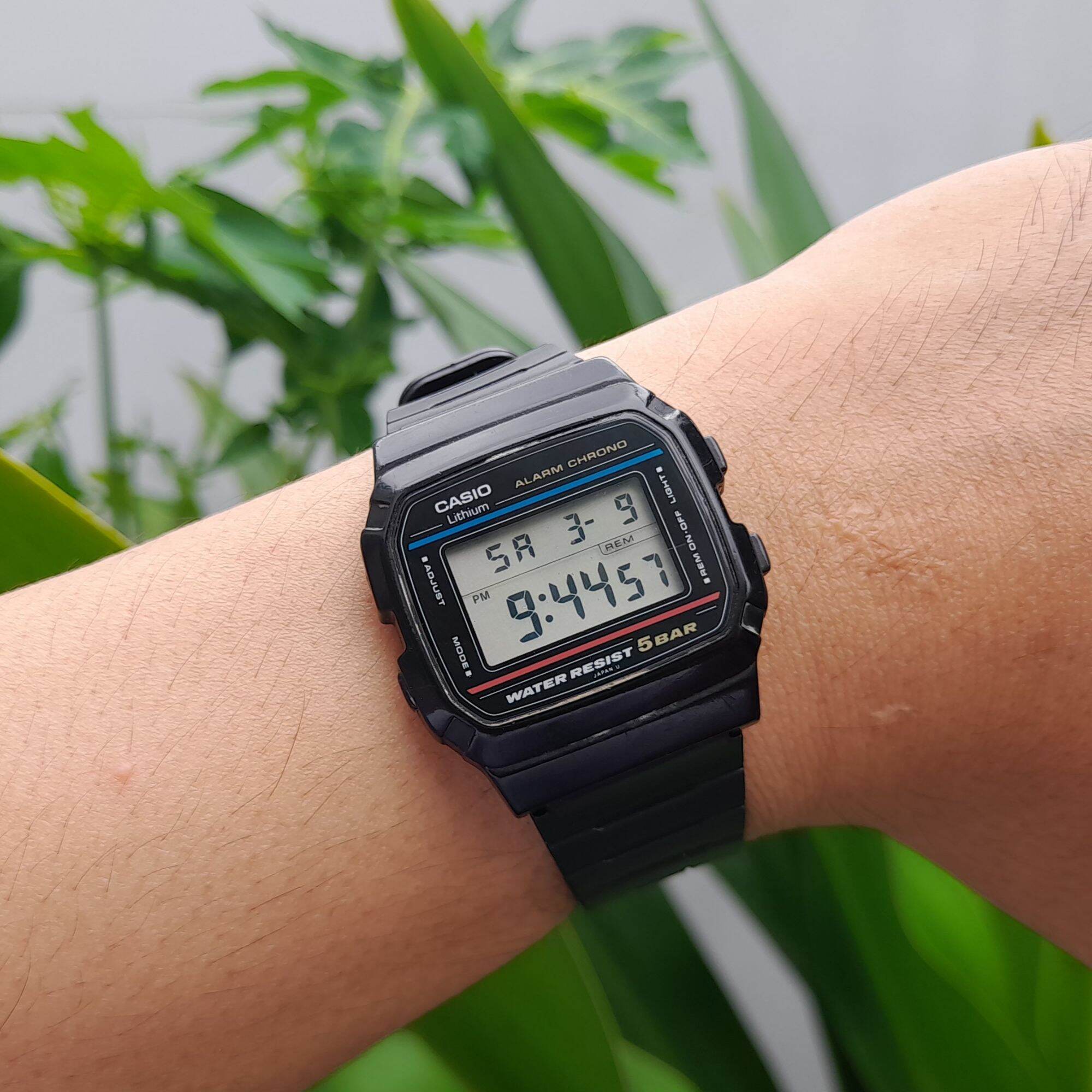 Đồng hồ điện tử CASIO W-46 Vintage Nam Nữ đeo đều được
