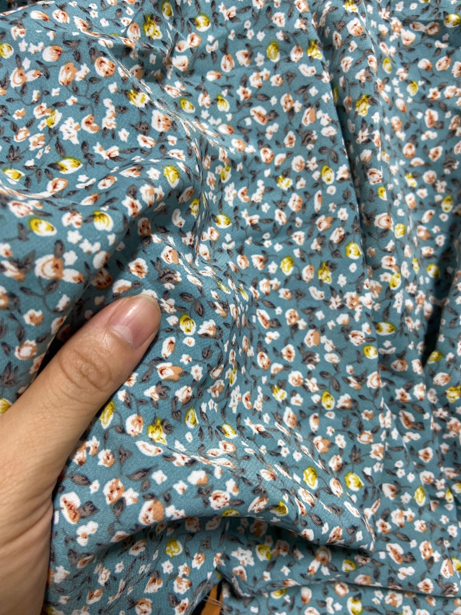 50cm x 1m4 vải lụa mango mịn mát co giản tập may cho bé (0-4)