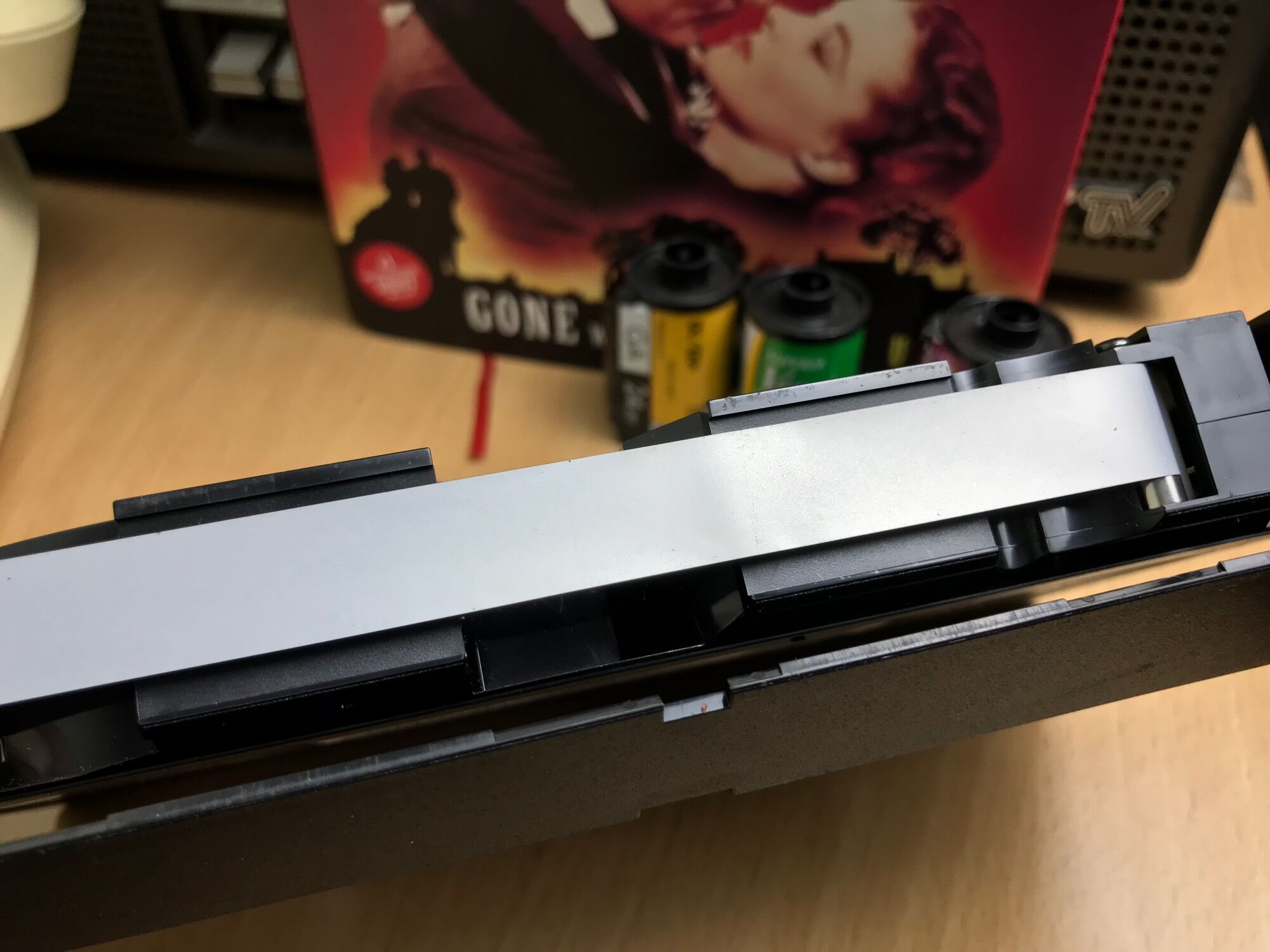 Băng vệ sinh đầu từ VHS