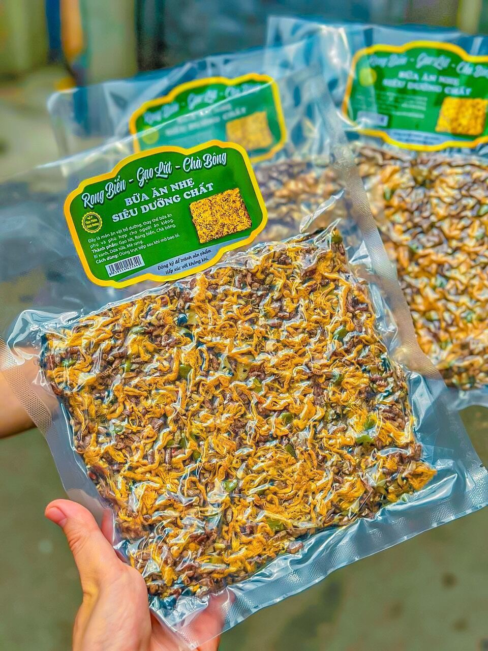 CƠM CHÁY GẠO LỨT RONG BIỂN/ CHÀ BÔNG 200g