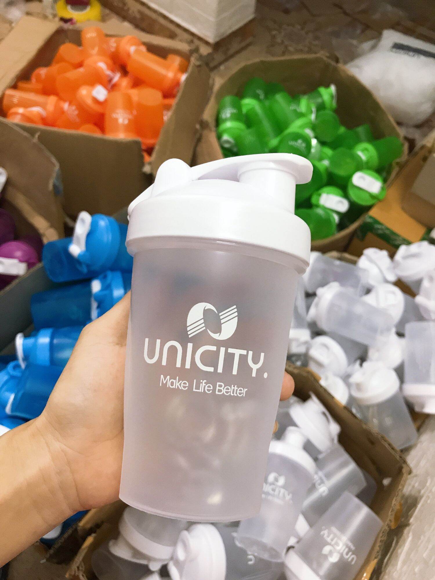 Bình Unicity