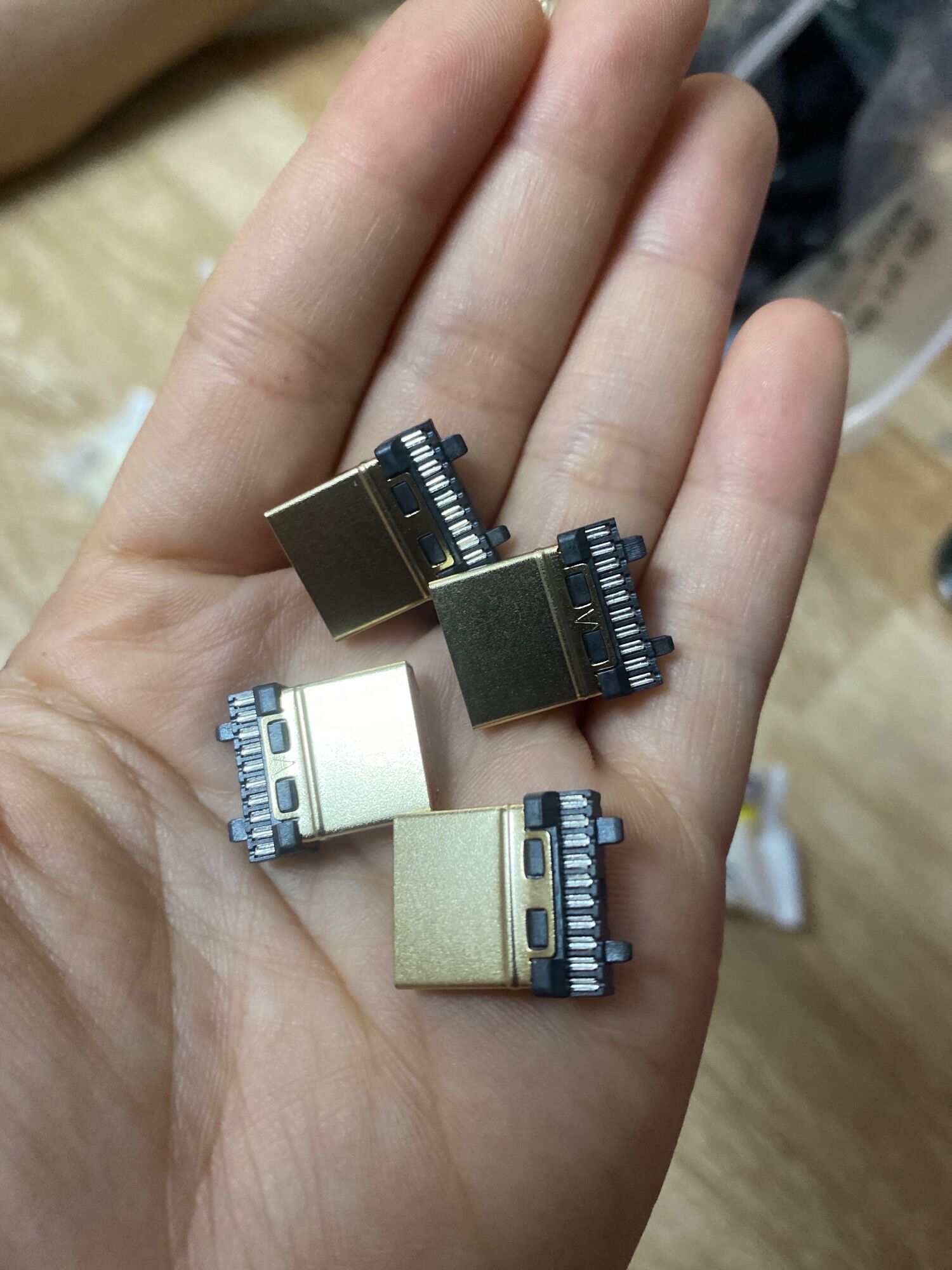 Đầu jack HDMI hàn kèm vỏ  - đơn giá 1 chiếc