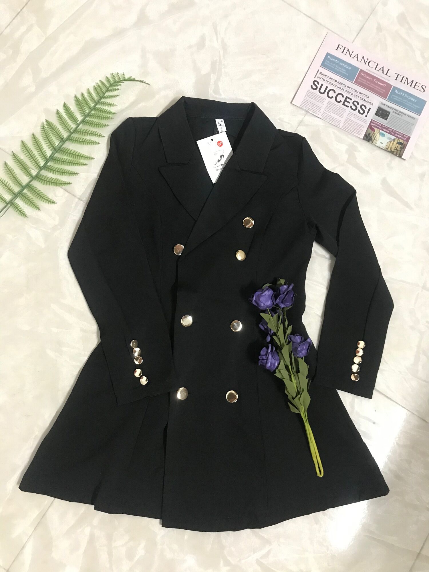 Đầm vest đen phối nút phong cách Retro Pháp sang trọng
