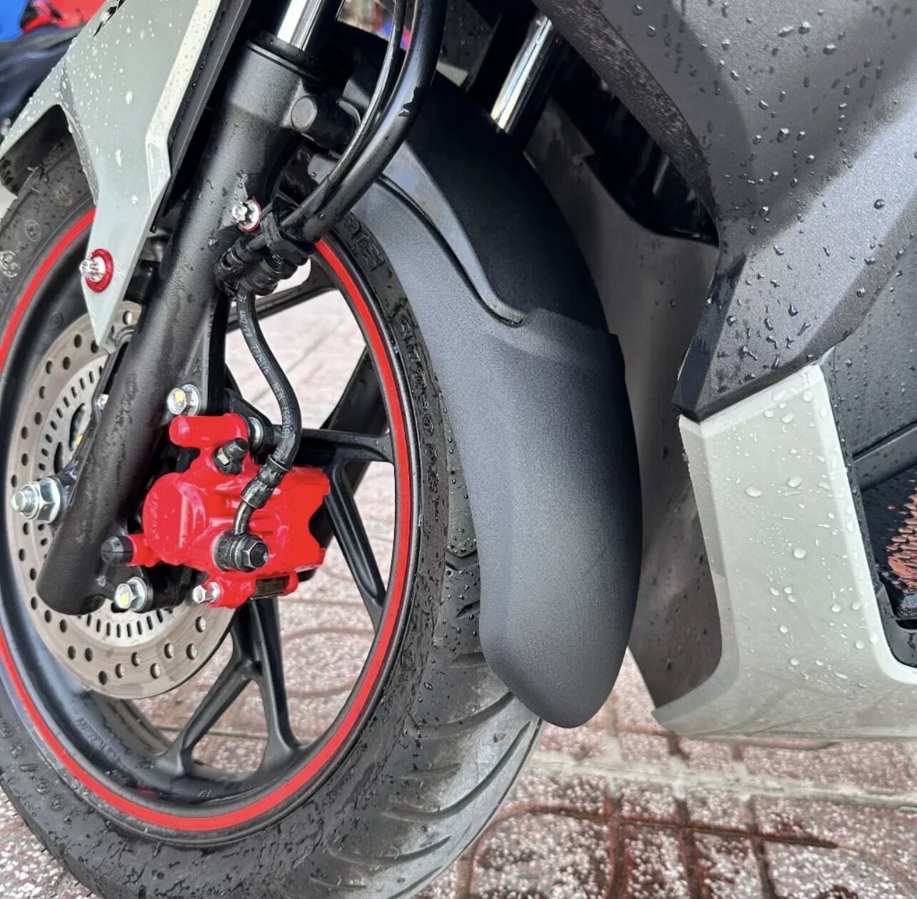 Dè chắn bùn trước xe vario 160
