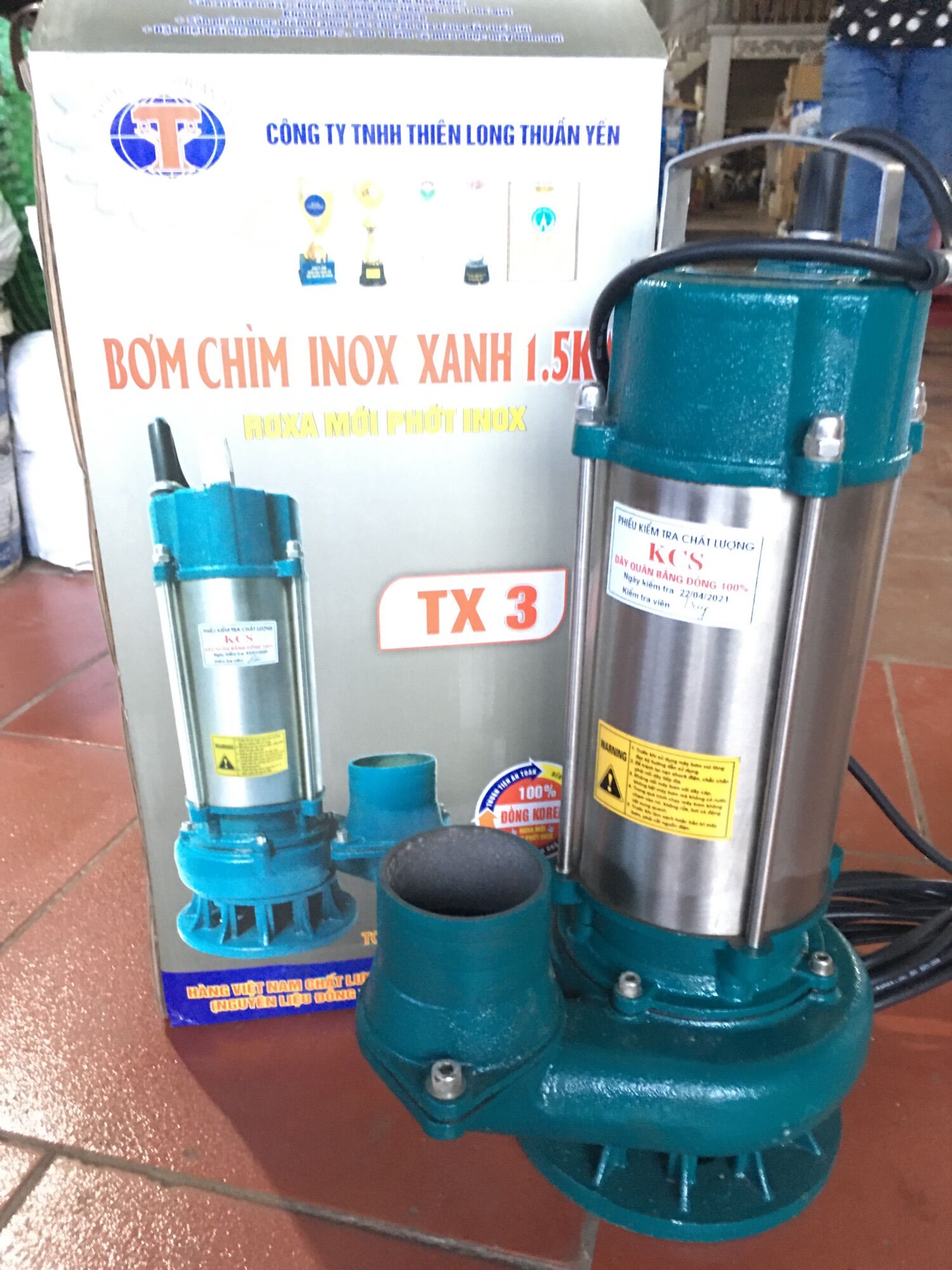 Máy bơm nước chìm 1,5 kw 220v 0961989538