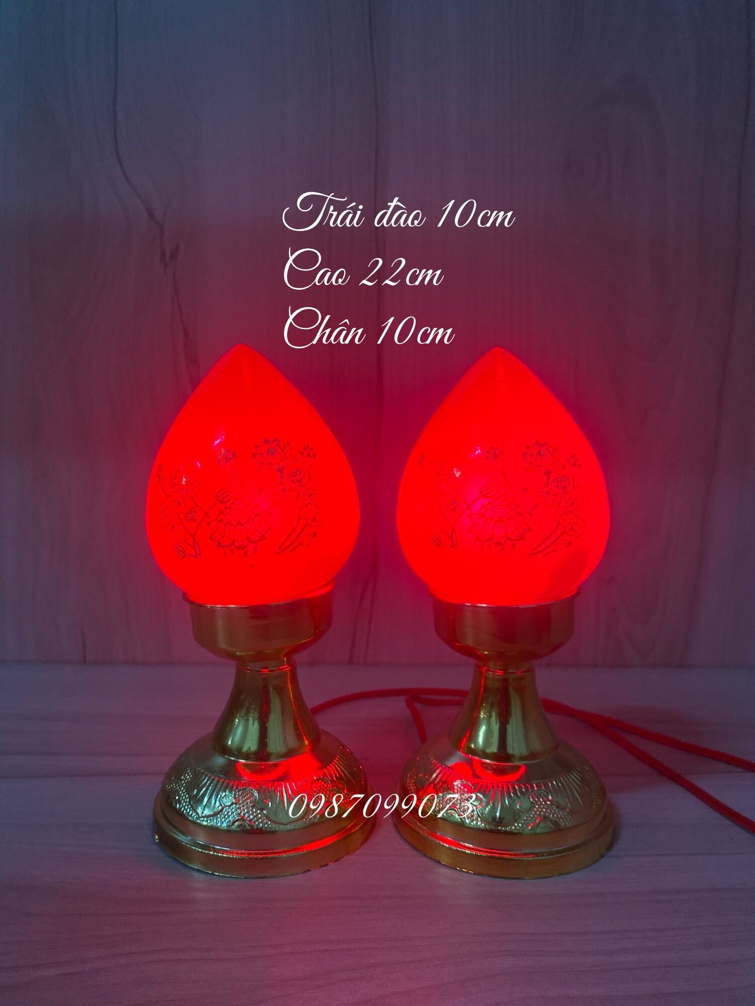Cặp đèn thờ trái đào thuỷ tinh kèm bóng, nhiều kích thước