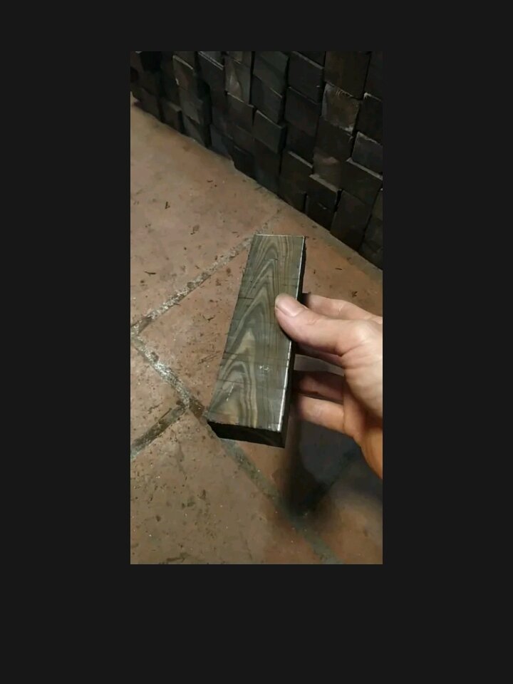 Phôi gỗ mun làm cán dao cao cấp(15x4x3cm)