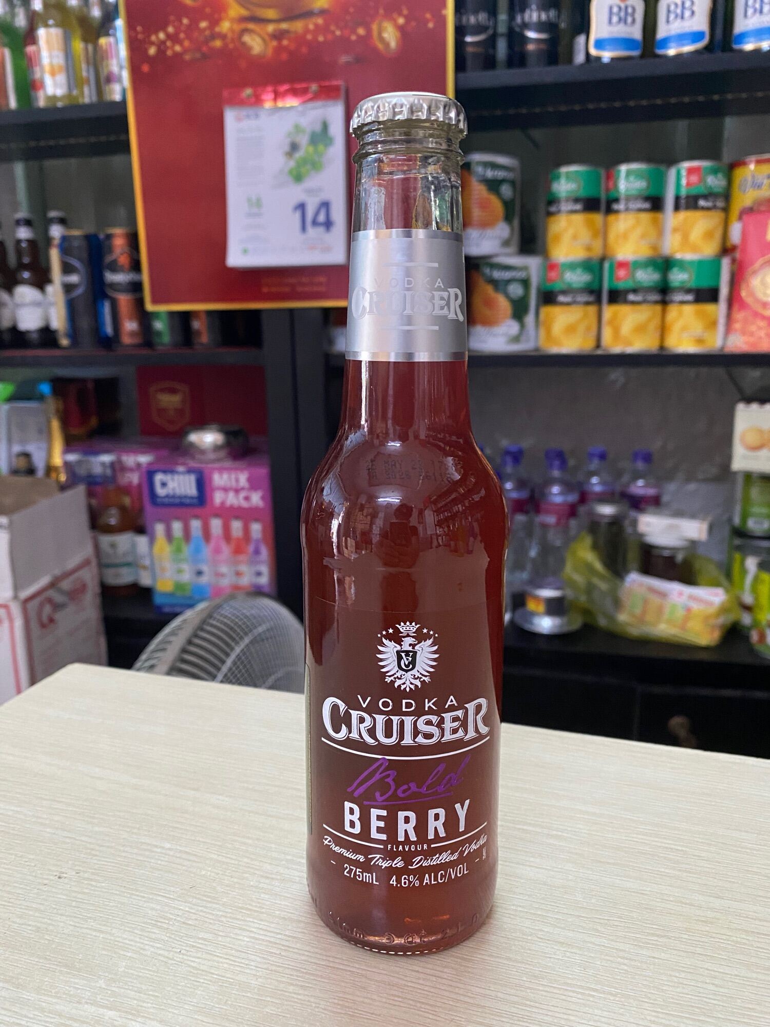 Úc Nước trái cây lên men Vod.ka Cruiser 4,5% 275ml- Bold Berry
