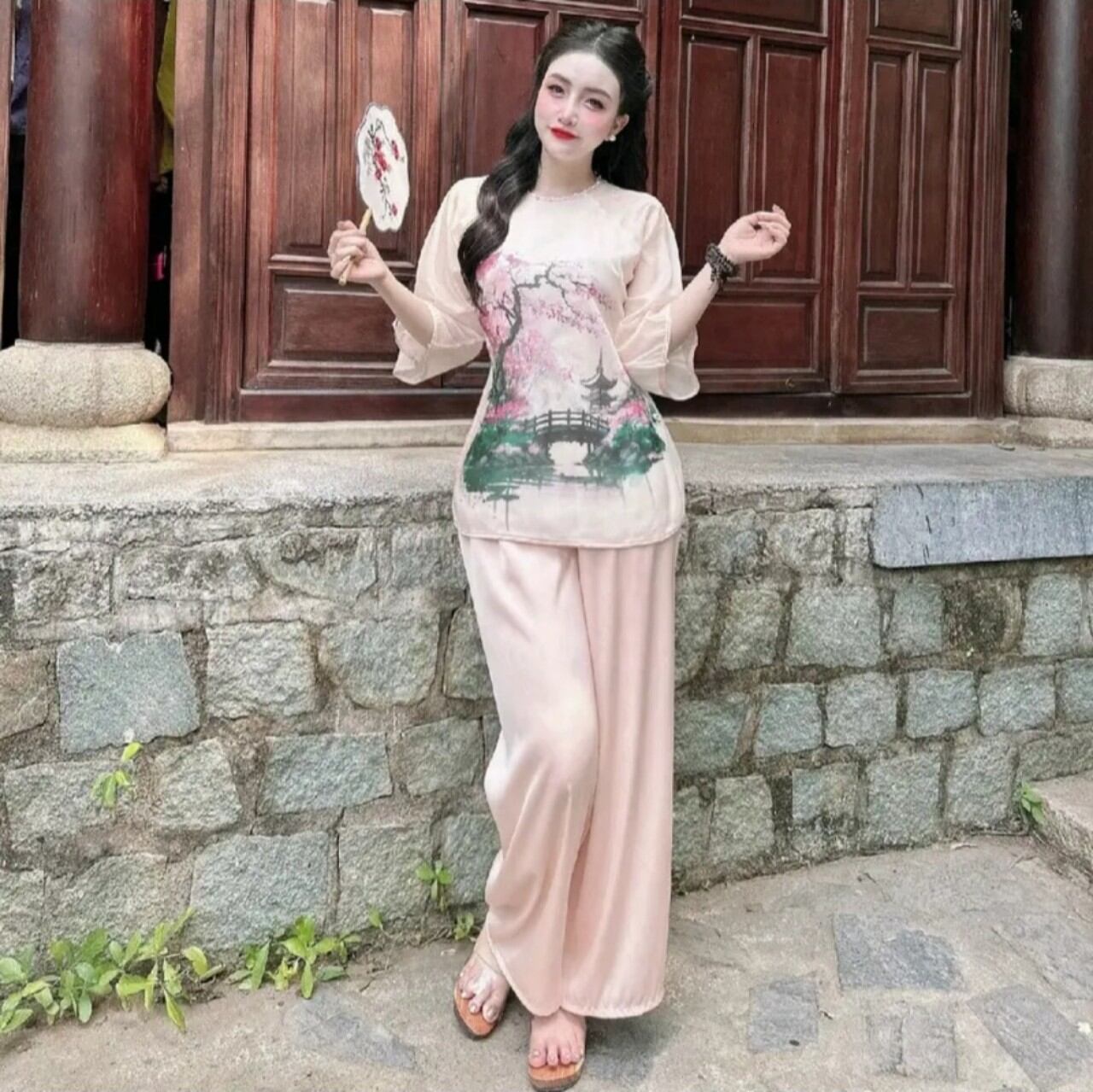 Sét lam cổ tròn nút ngọc chất lụa voan tơ ánh kim