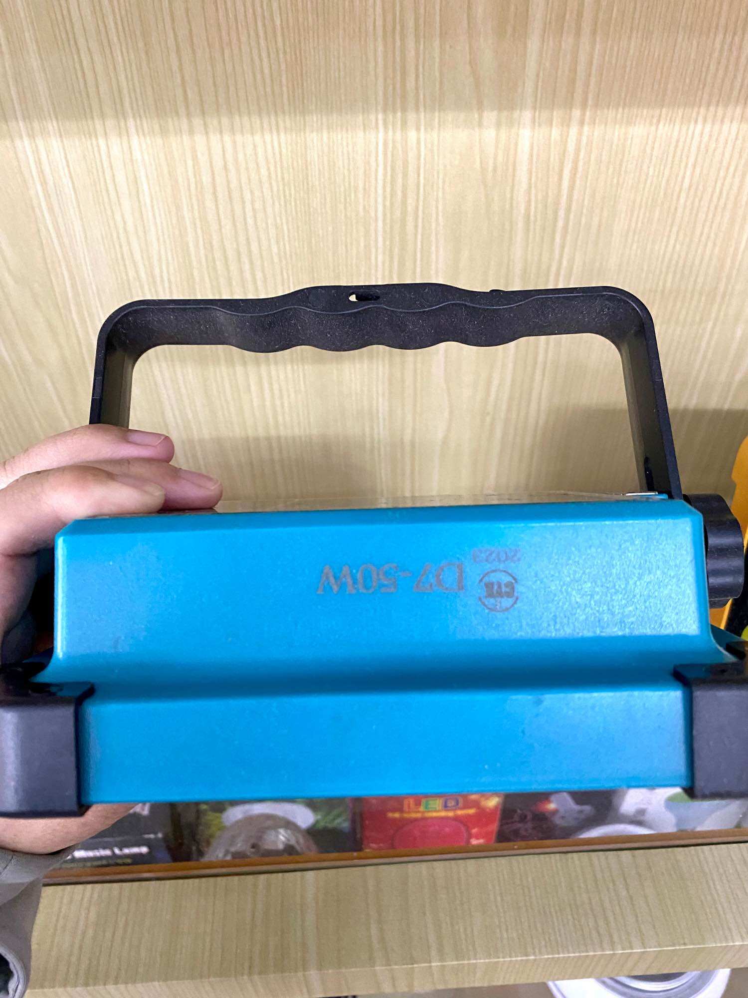 ✨ Đèn Pha Sạc Năng Lượng Mặt Trời D7 - 50W