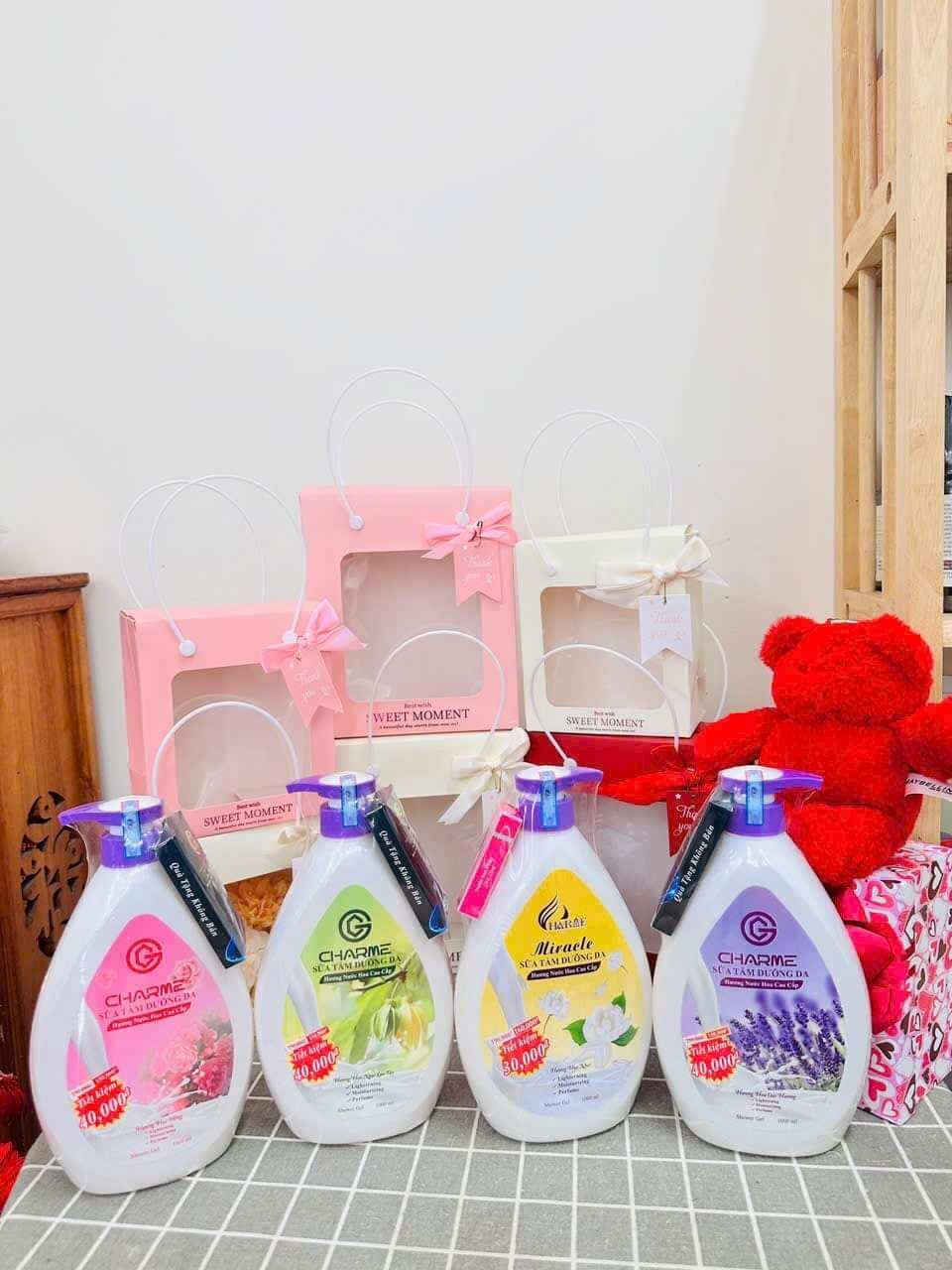 [ không tặng kèm nước hoa mini] SỮA TẮM DƯỠNG DA HƯƠNG NƯỚC HOA 1000ML