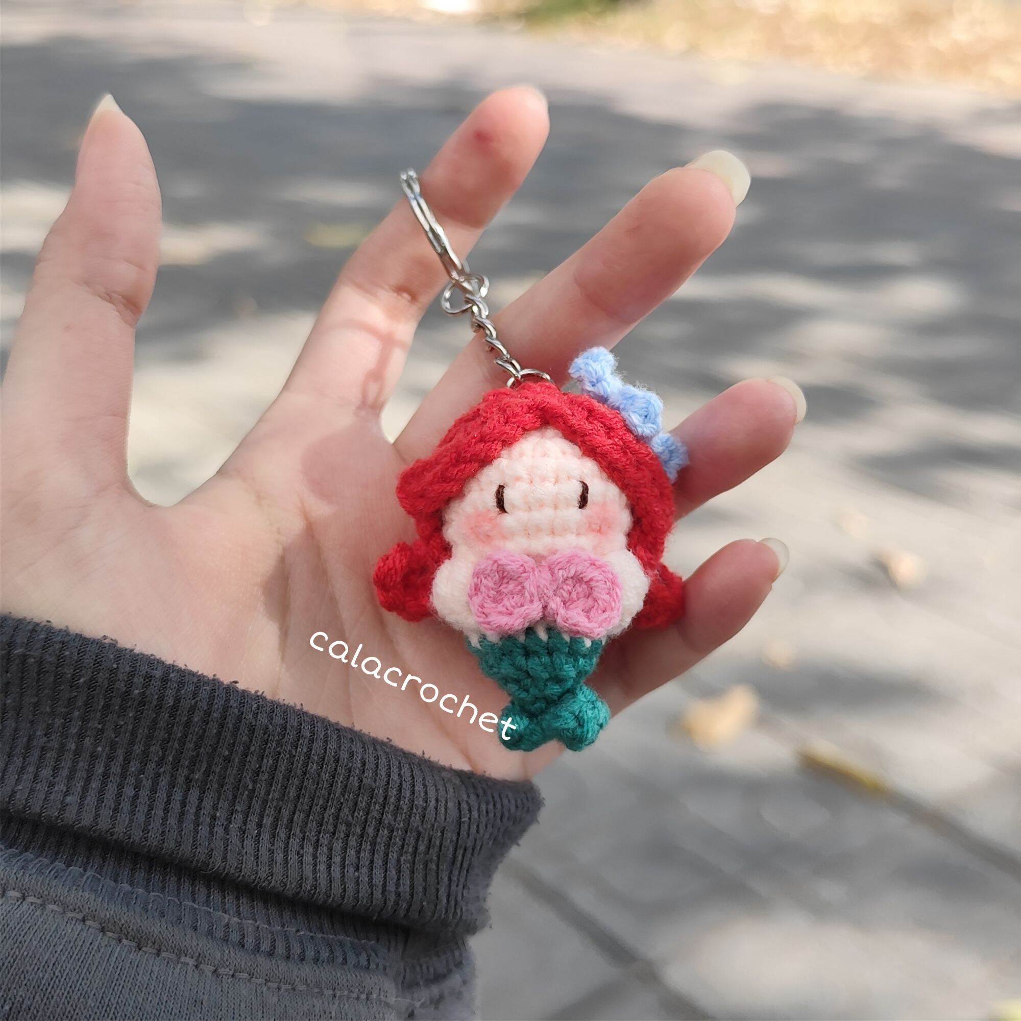 Móc khoá nàng tiên cá Ariel mini bằng len handmade