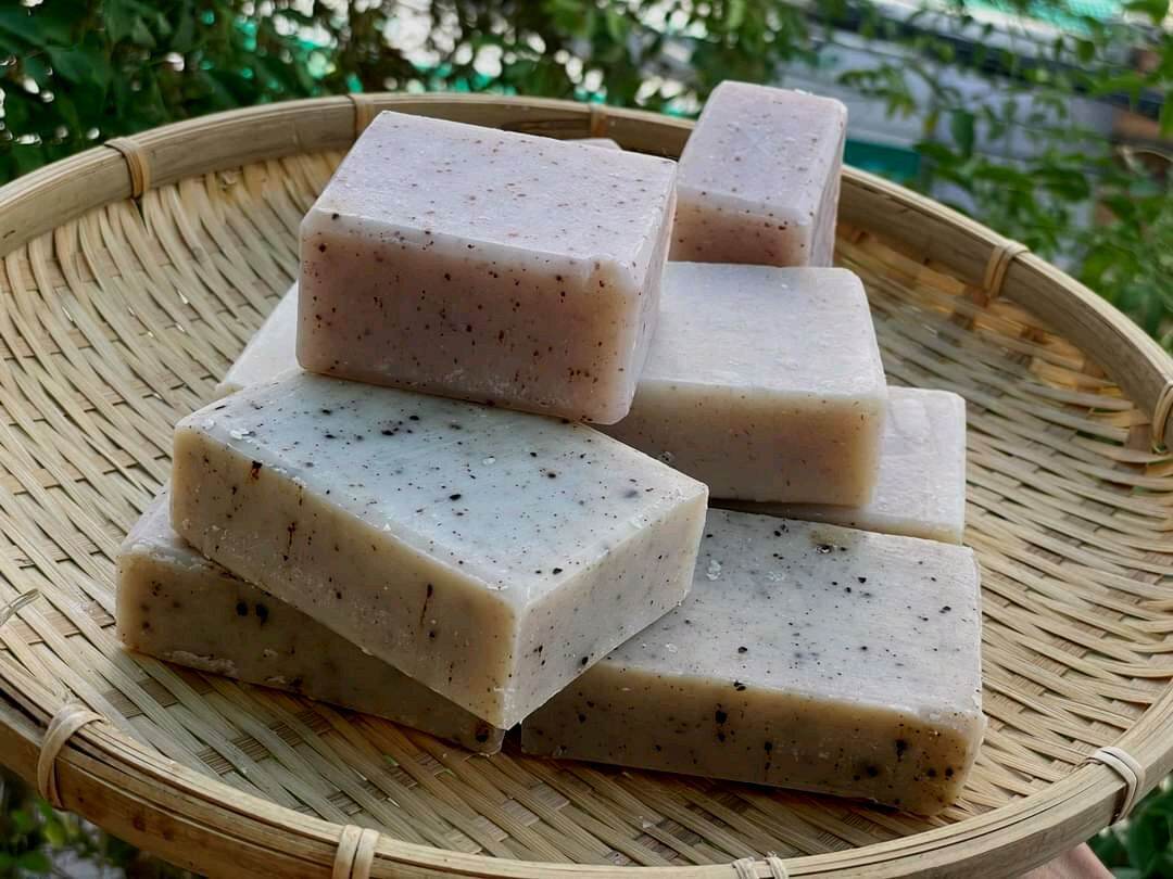 Xà phòng Handmade Dầu Dừa Trà đen (Black Tea)