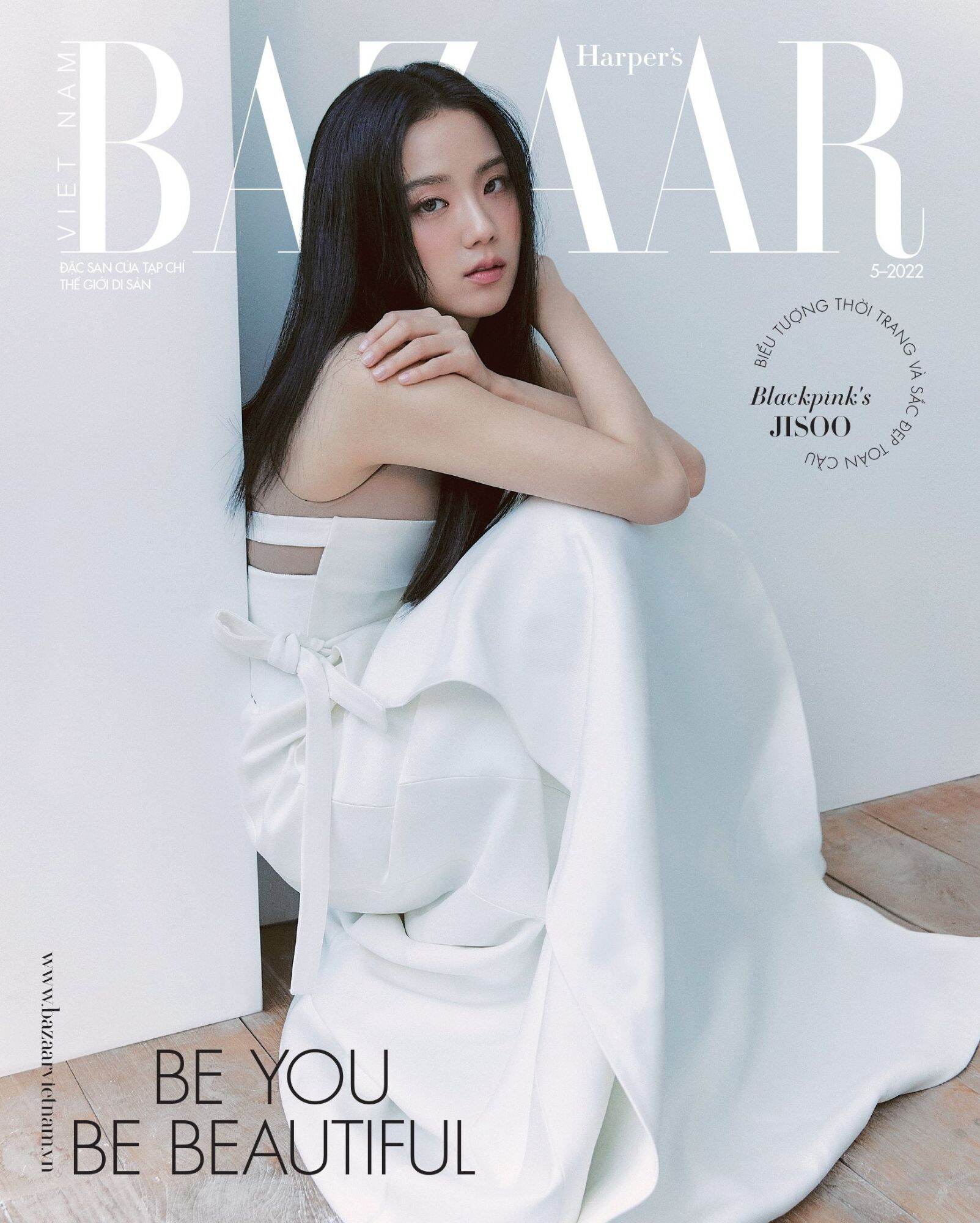 Tạp chí HARPER'S BAZAAR 2022