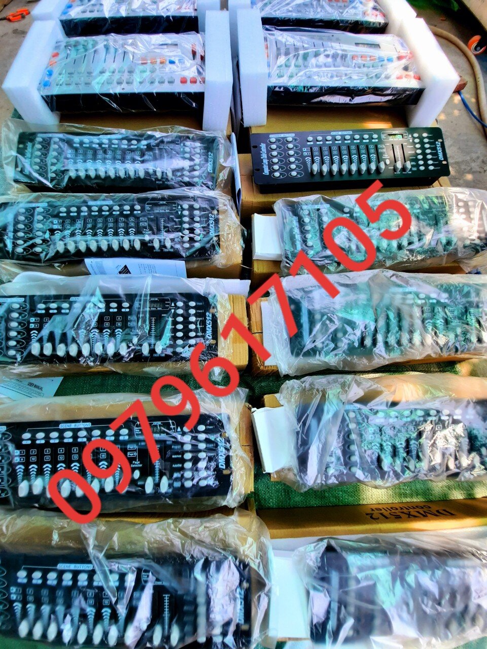 Bàn chỉnh đèn sân khấu, đèn led dmx 512
