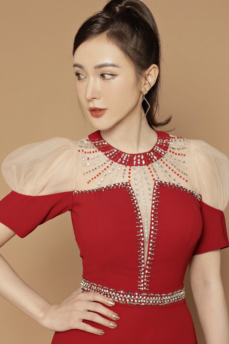 Đầm maxi dạ hội xoè kết pha lê cổ tròn