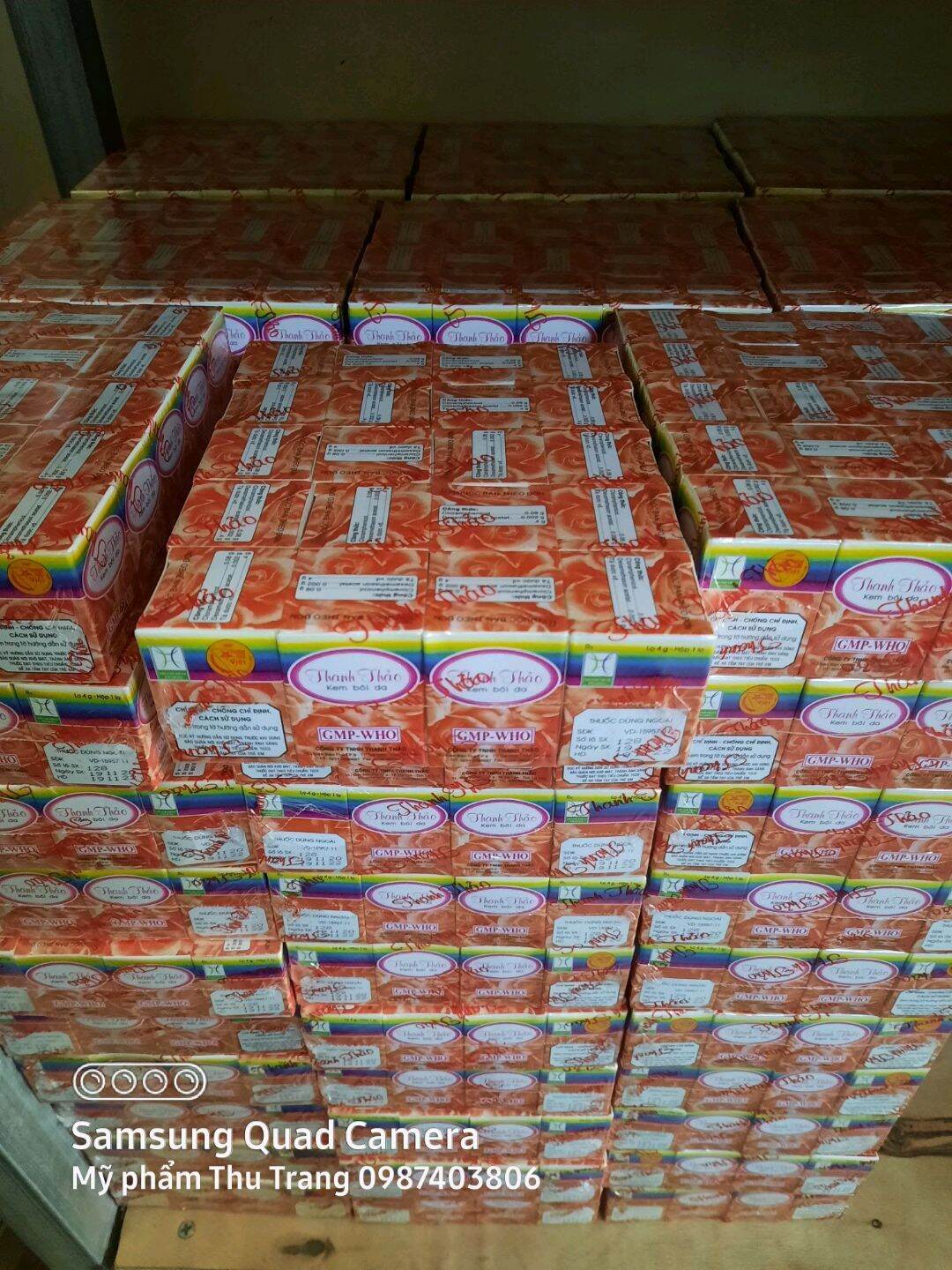 Lố 20h kem bôi da thanh thảo chuyên trộn