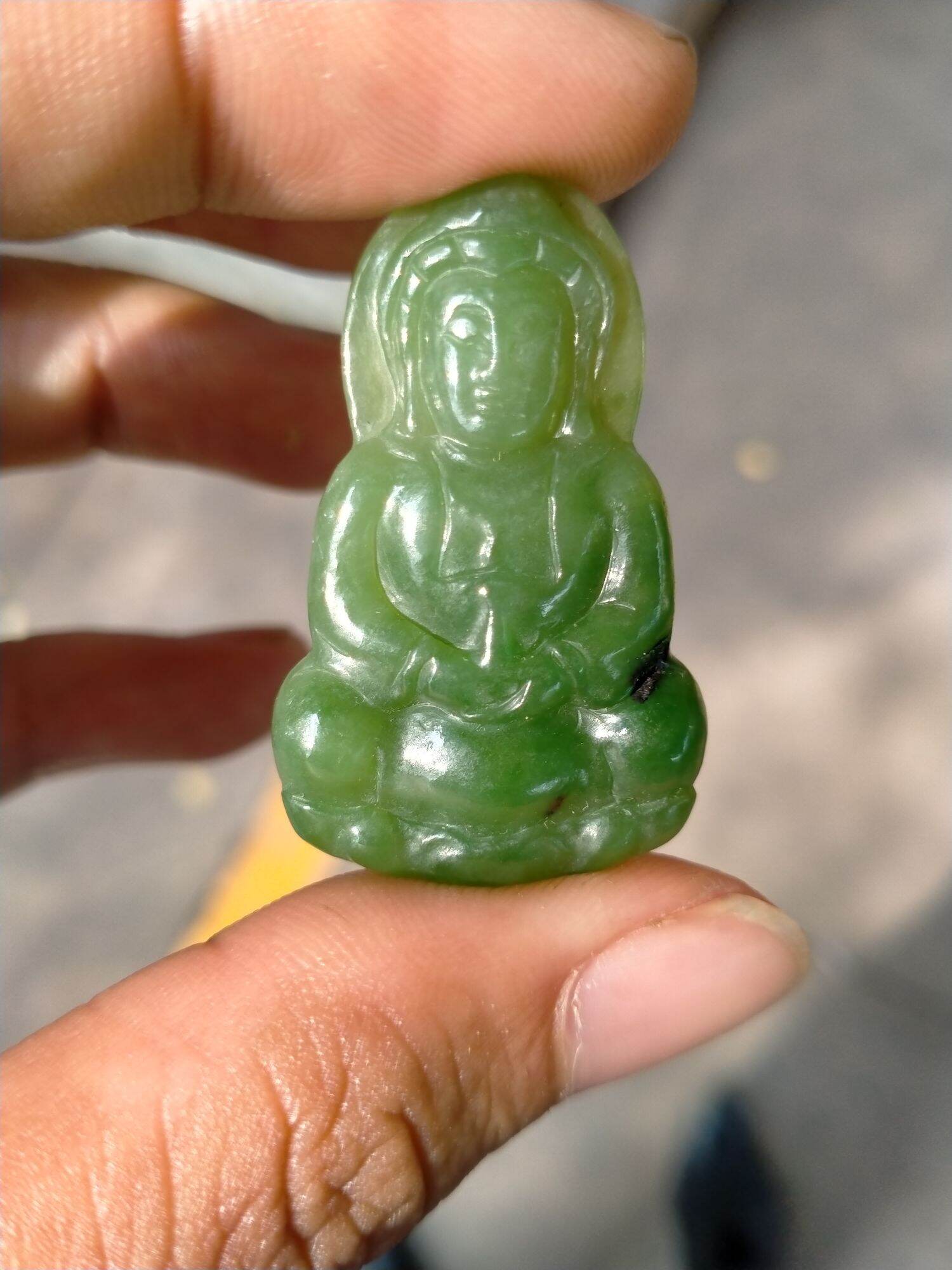 Mặt phật ngọc bích