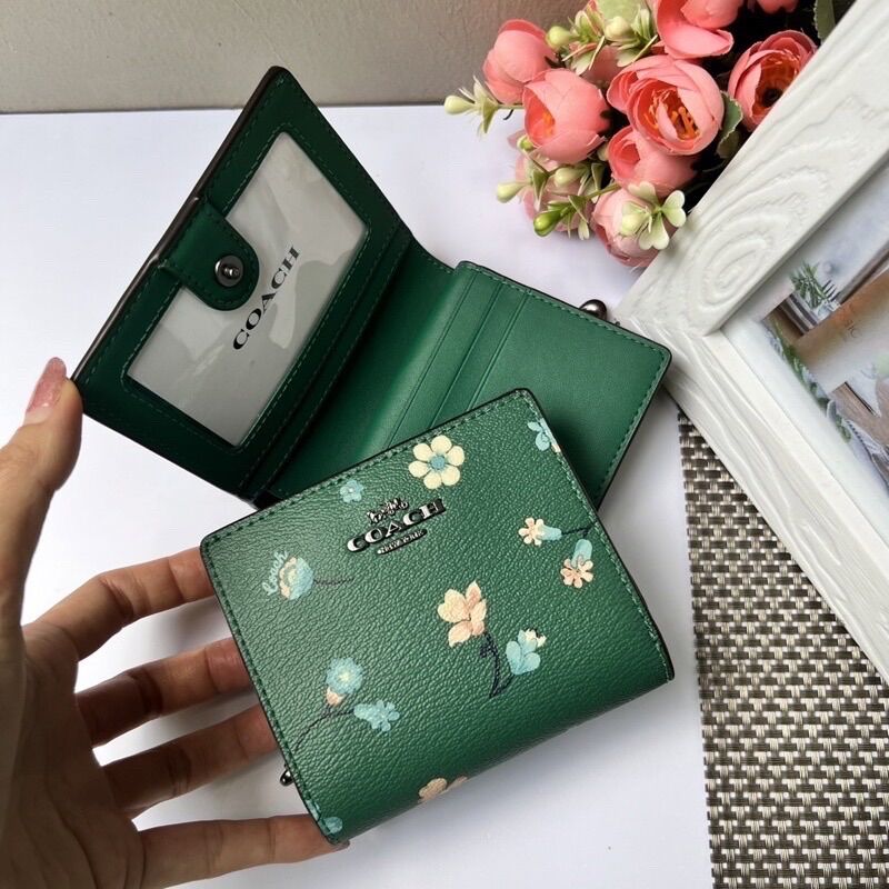 Ví Coach