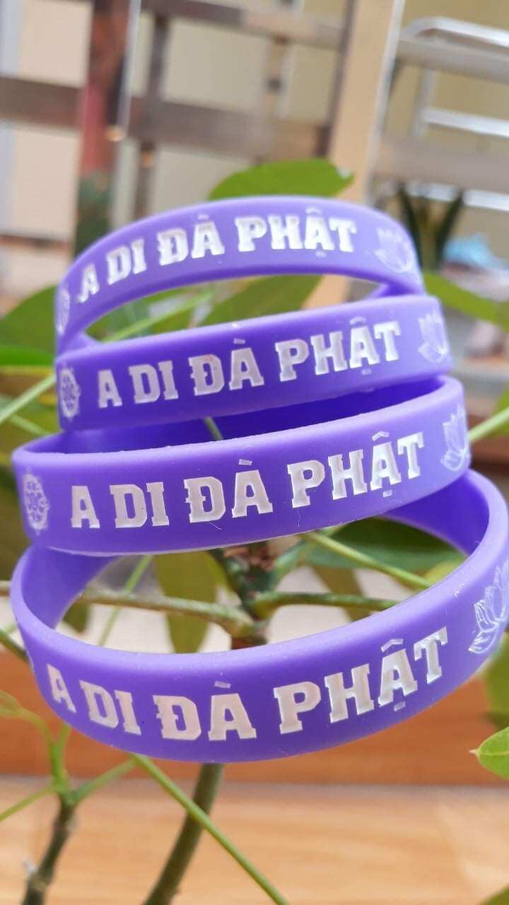 vòng tay danh hiệu a Di Đà Phật