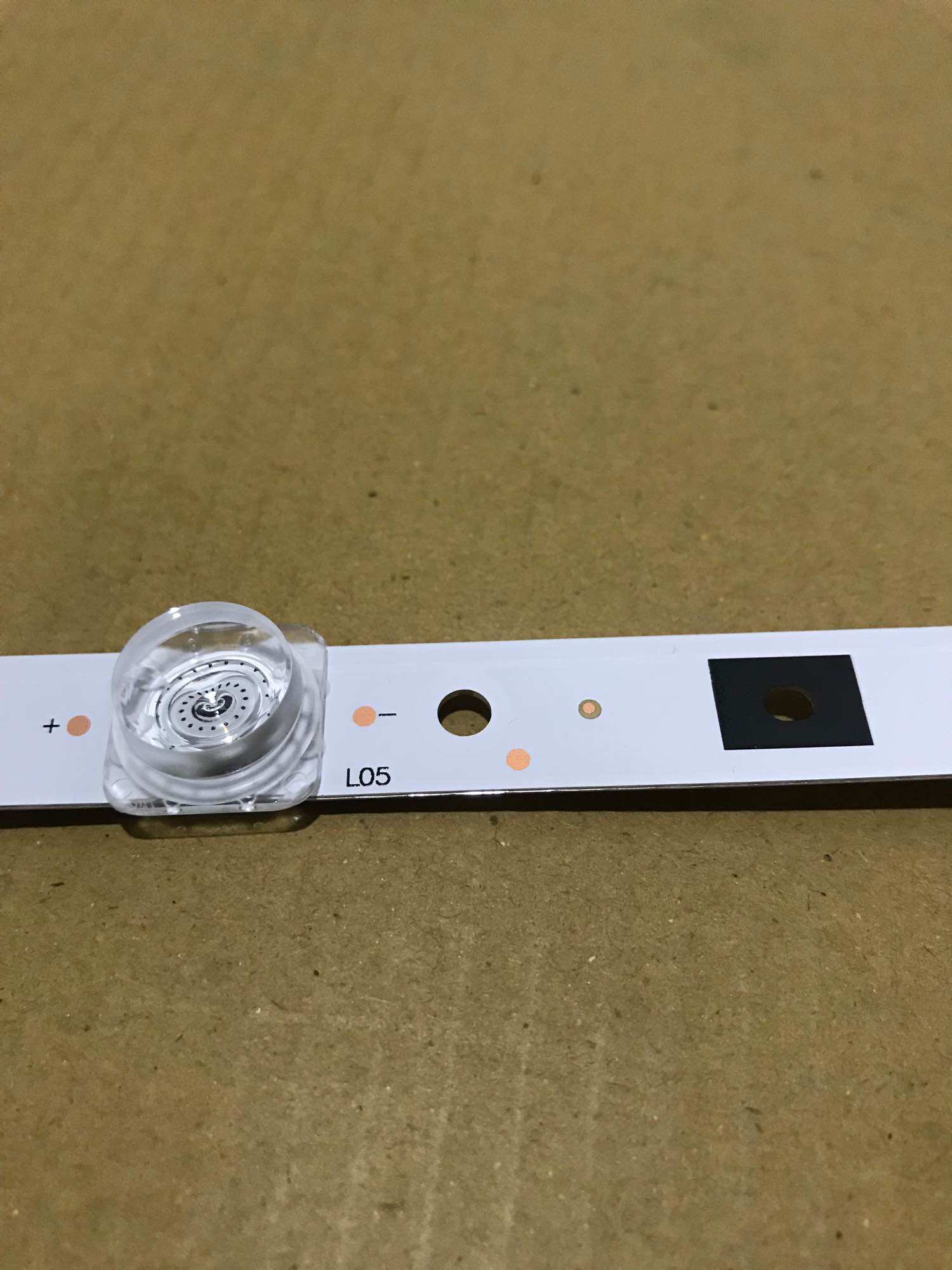 Led Asanzo 43ES980/S1