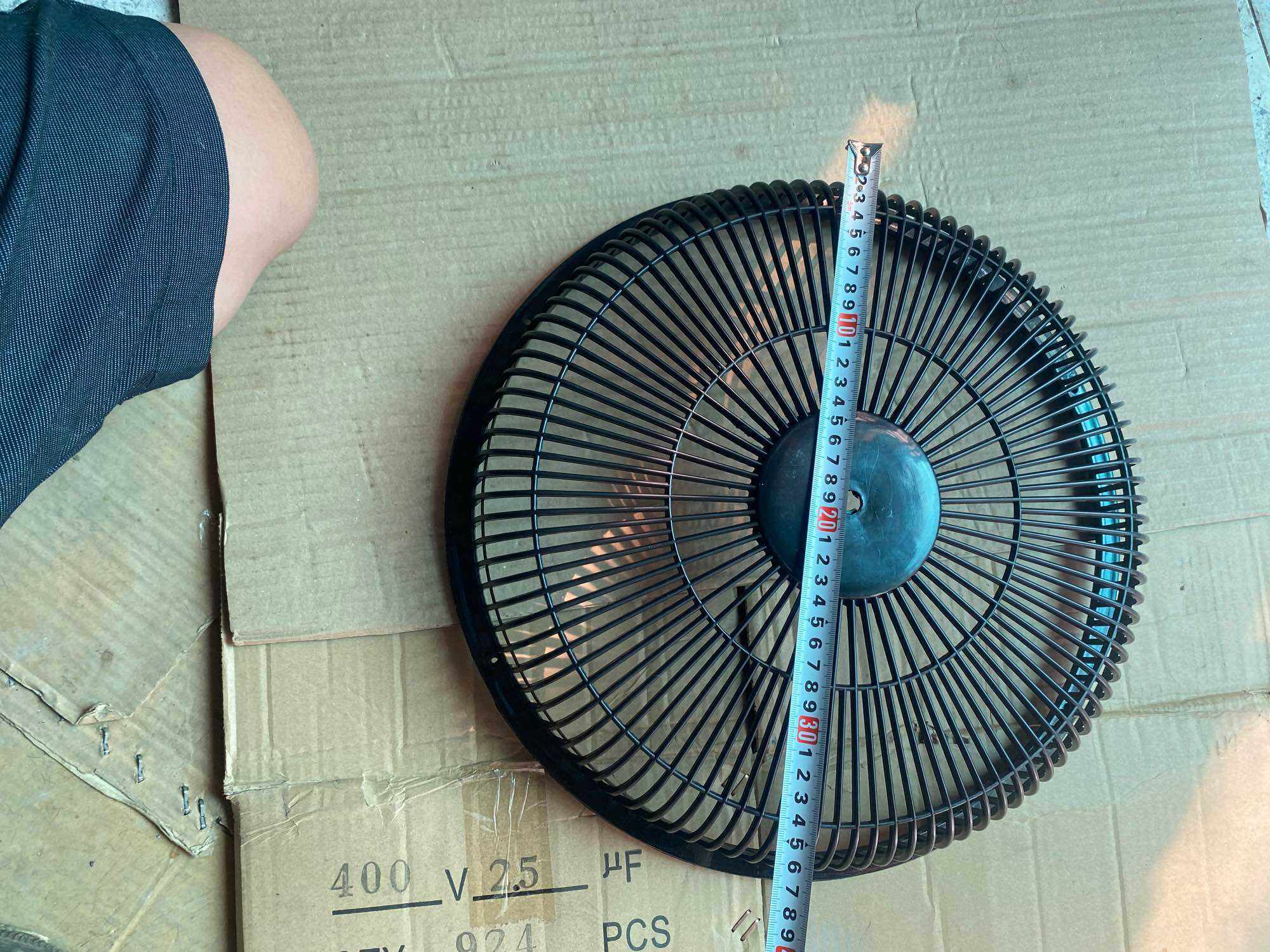 LƯỚI BẢO VỆ QUẠT HỘP B4