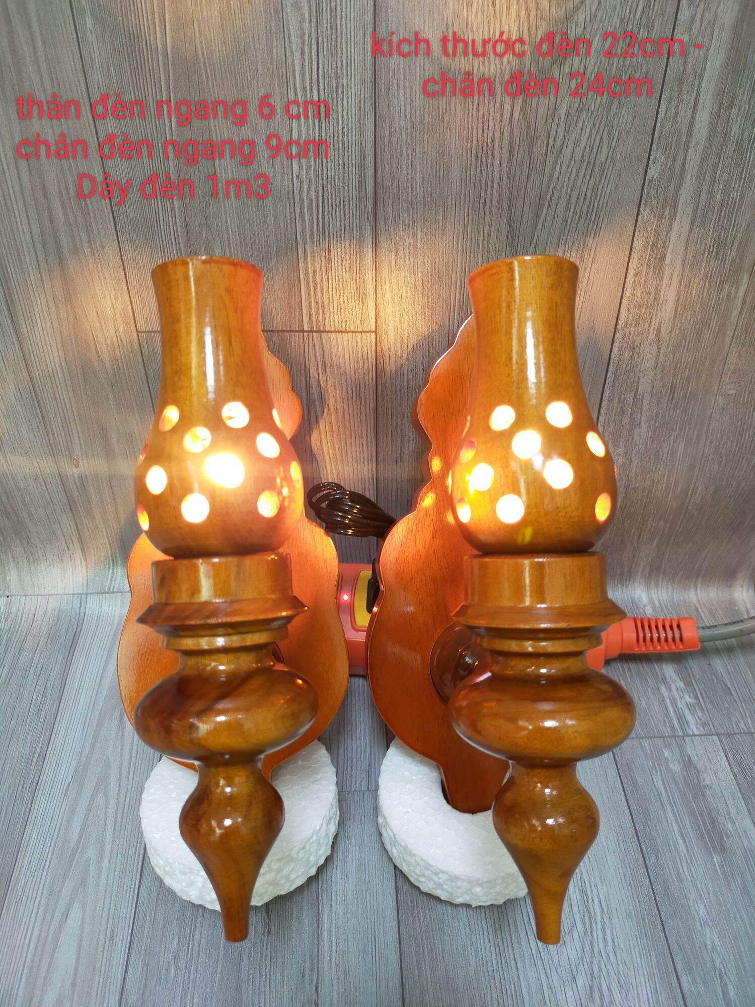 Đèn gỗ tràm ốp tường 22cm ( kèm bóng đèn)