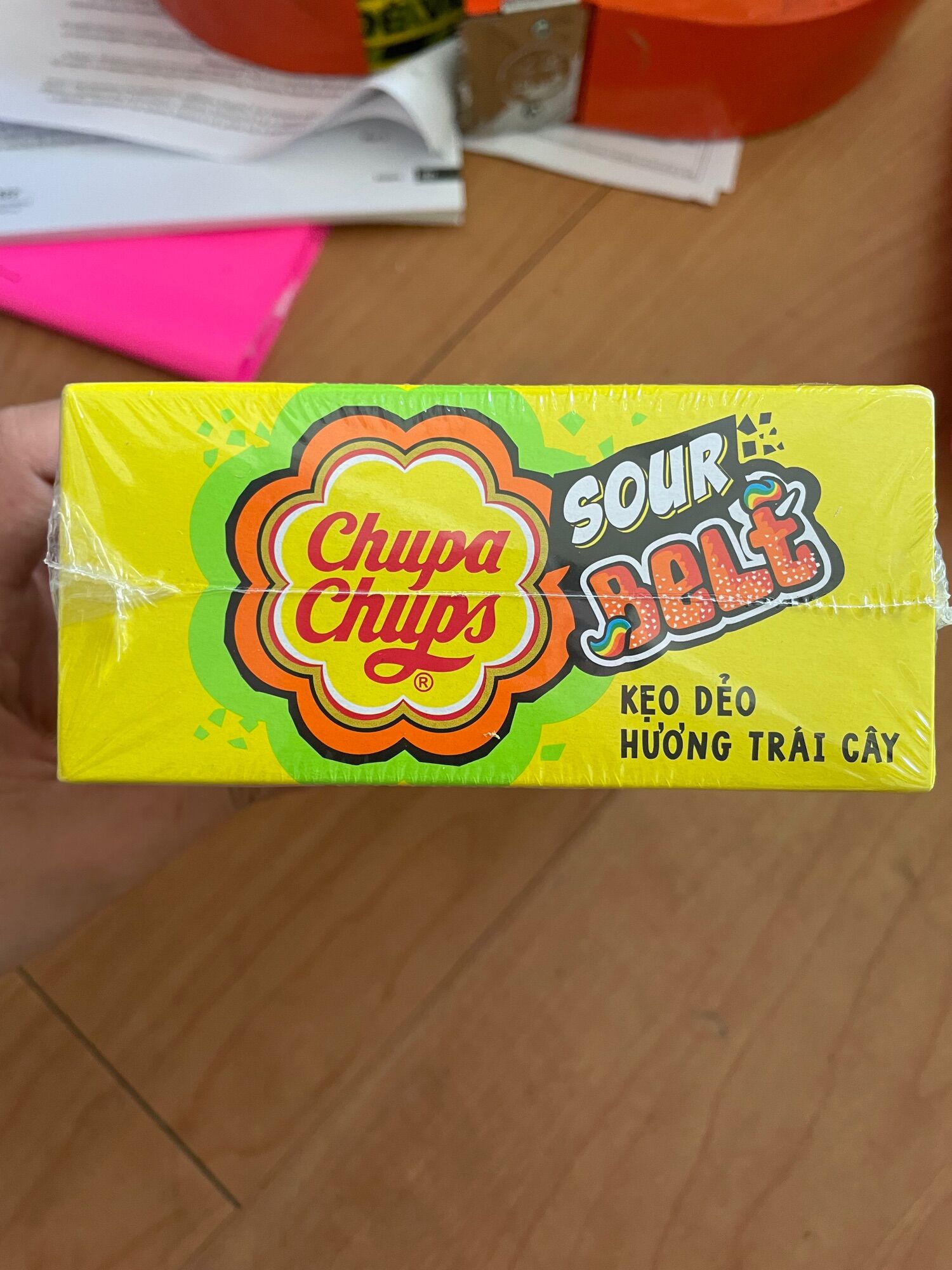 Kẹo dẻo chupa chups sour belt hộp 48 dây