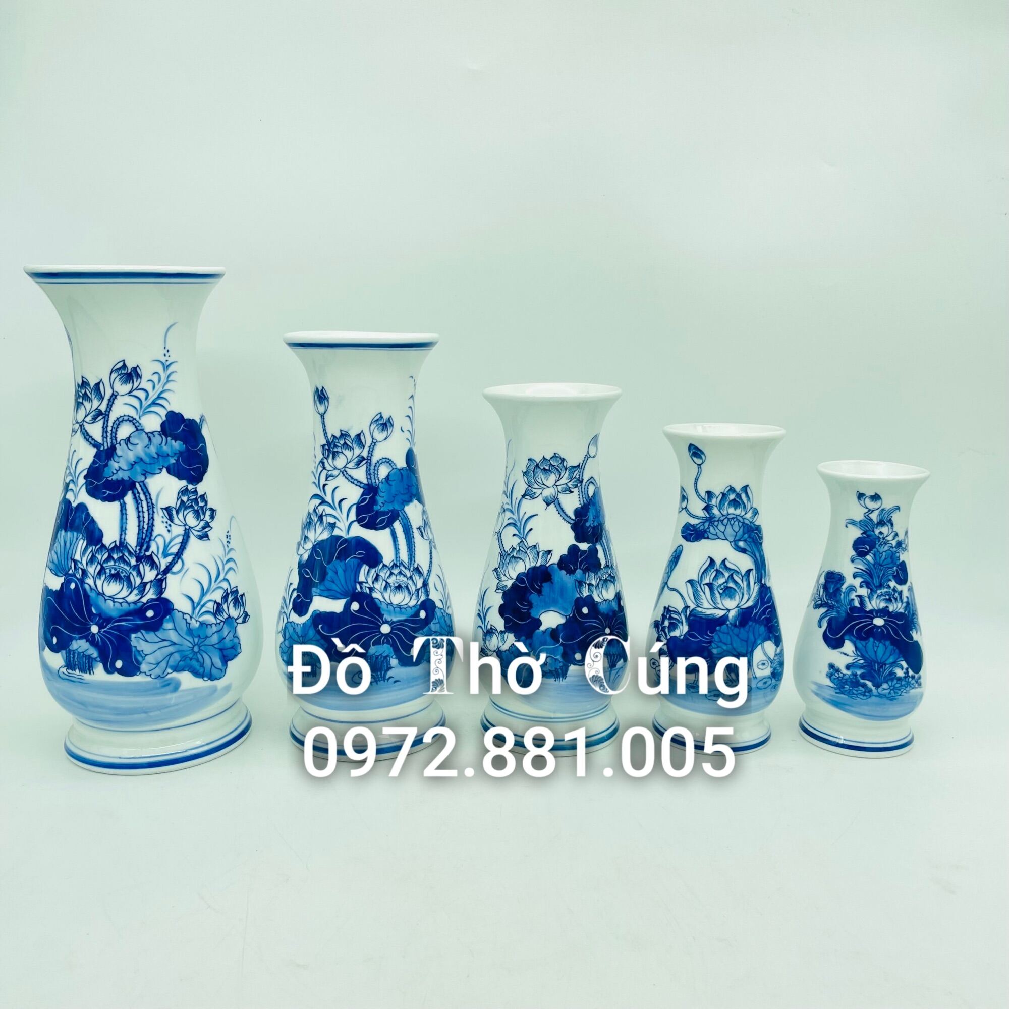 Lọ hoa thờ vẽ hoa sen men lam