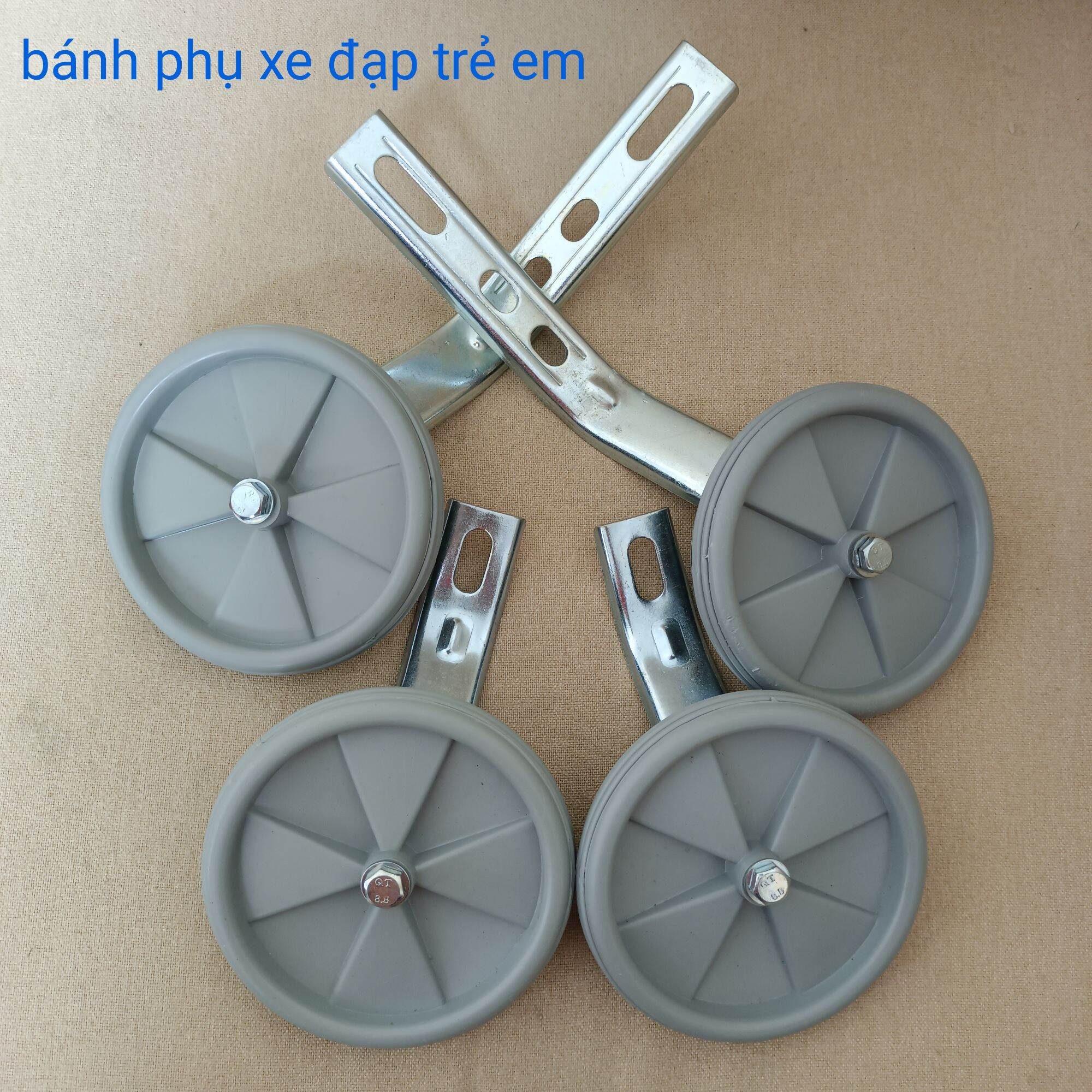 Bánh phụ tập đi cho xe đạp trẻ em, càng sắt dày dặn ( từ size 12 đến 20 )