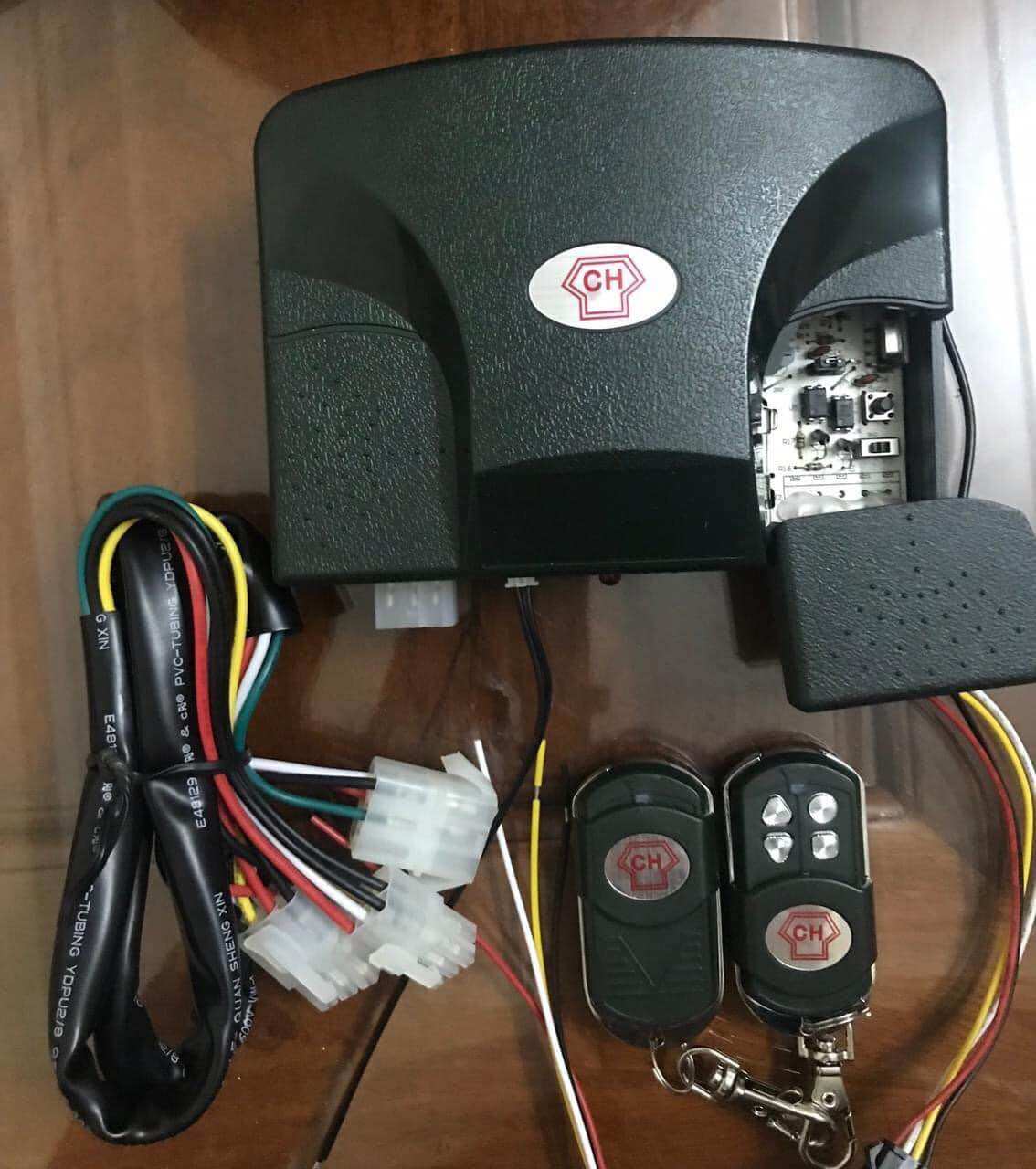 Hộp điều khiển cửa cuốn CH365