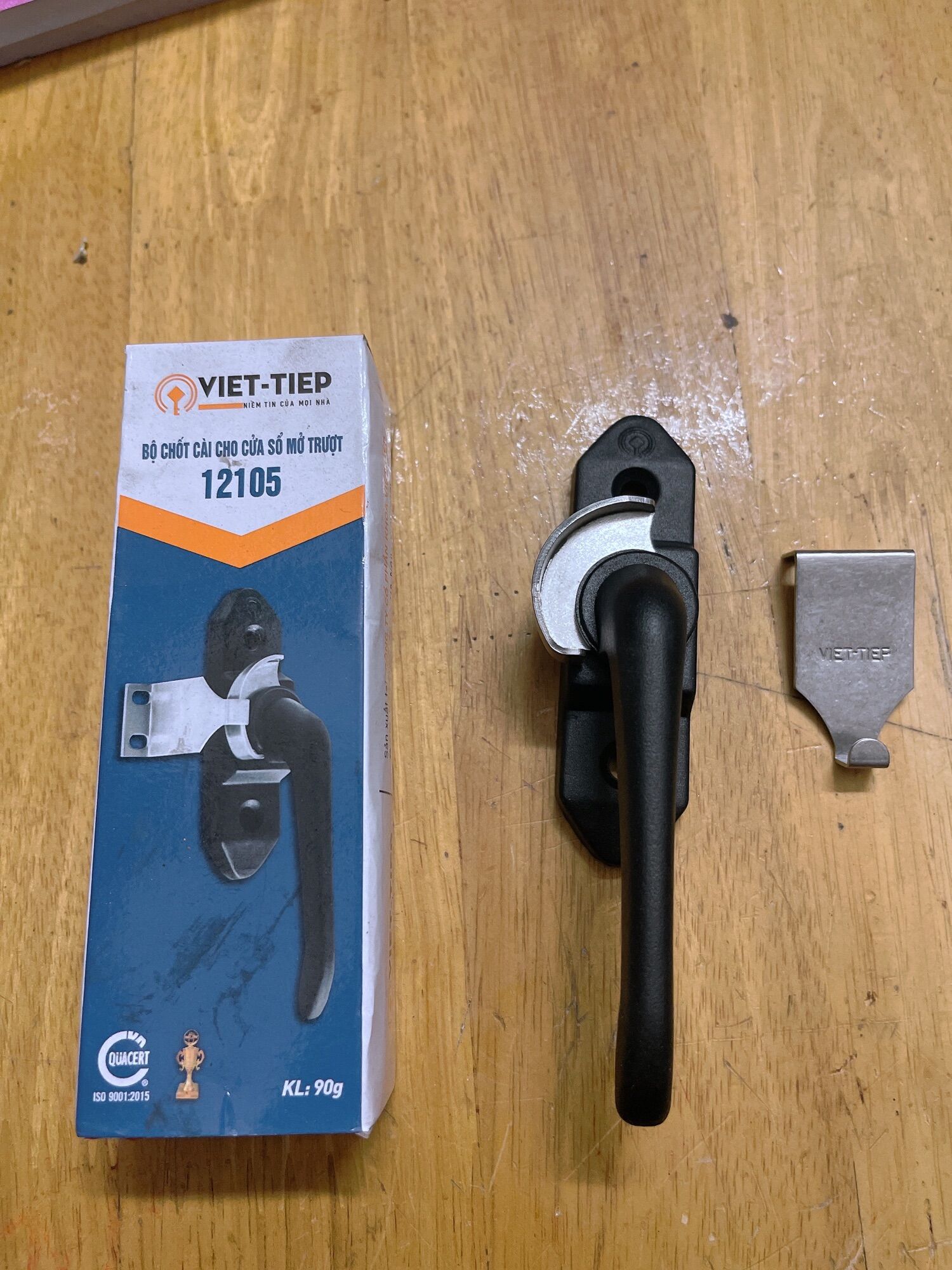 Khoá sò cửa lùa inox 304, chốt khoá sò cửa nhôm việt tiệp 12105