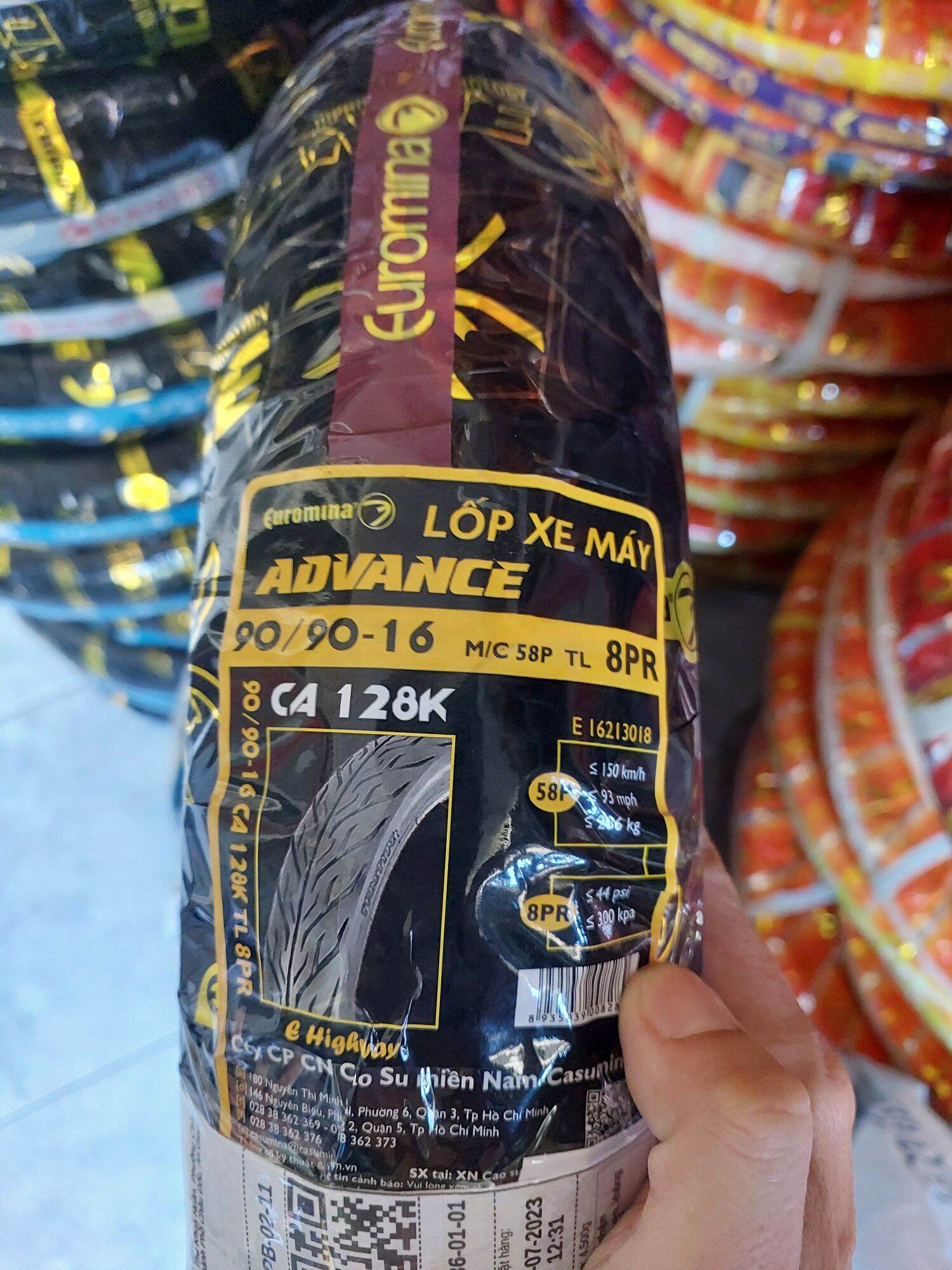 Lốp 90/90-16 sau nouvo, nouvo lx lốp ko săm hàng xuất khẩu.
