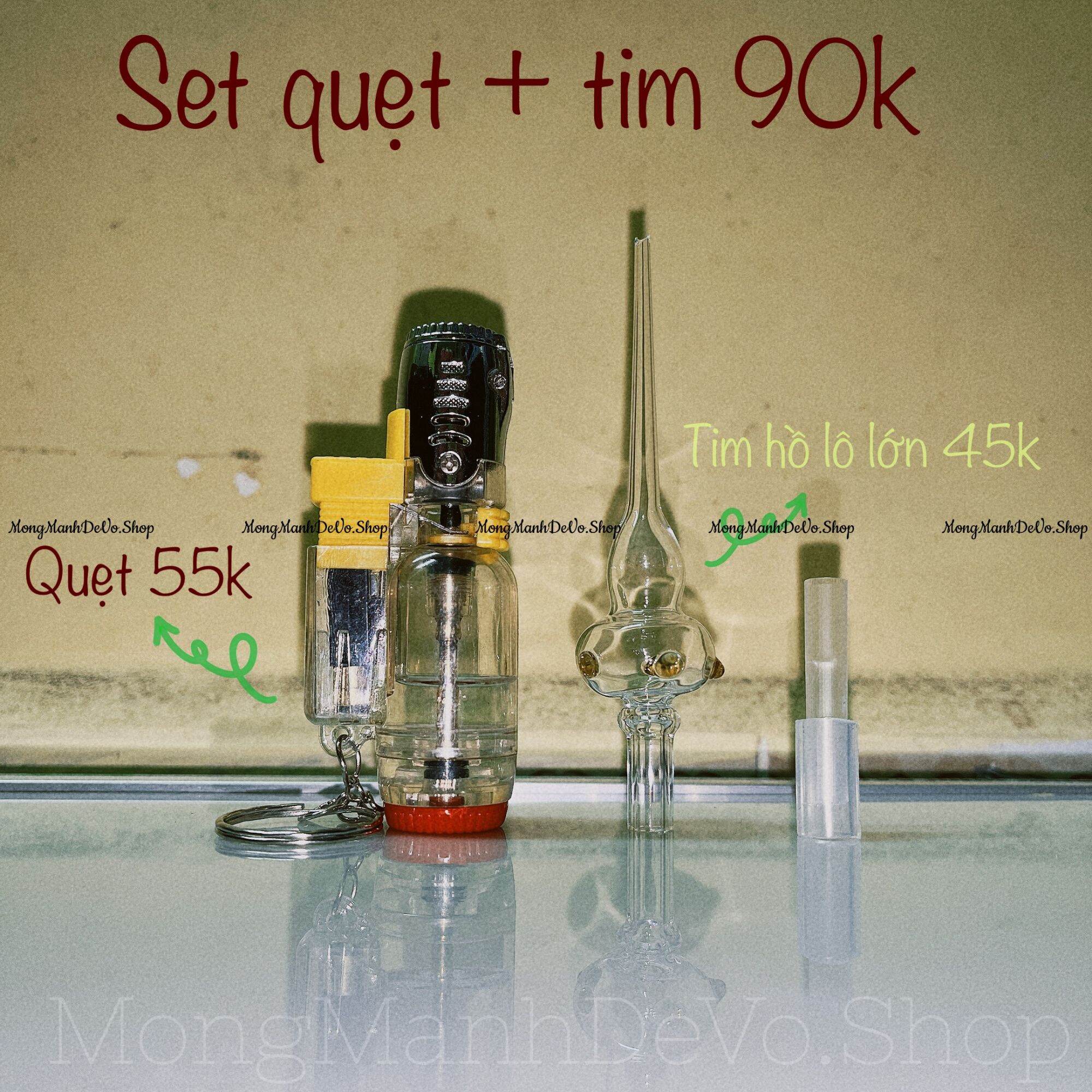 1 Set Đít Đỏ Kèm Tim Thủy Tinh