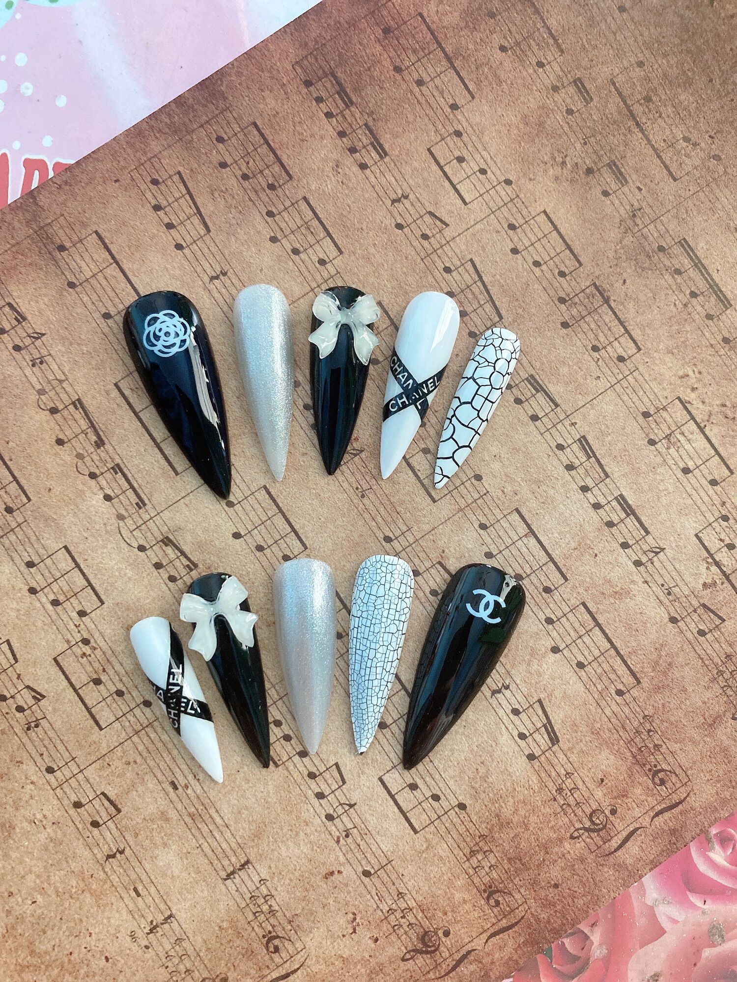 Nailbox thiết kế _ mẫu nứt