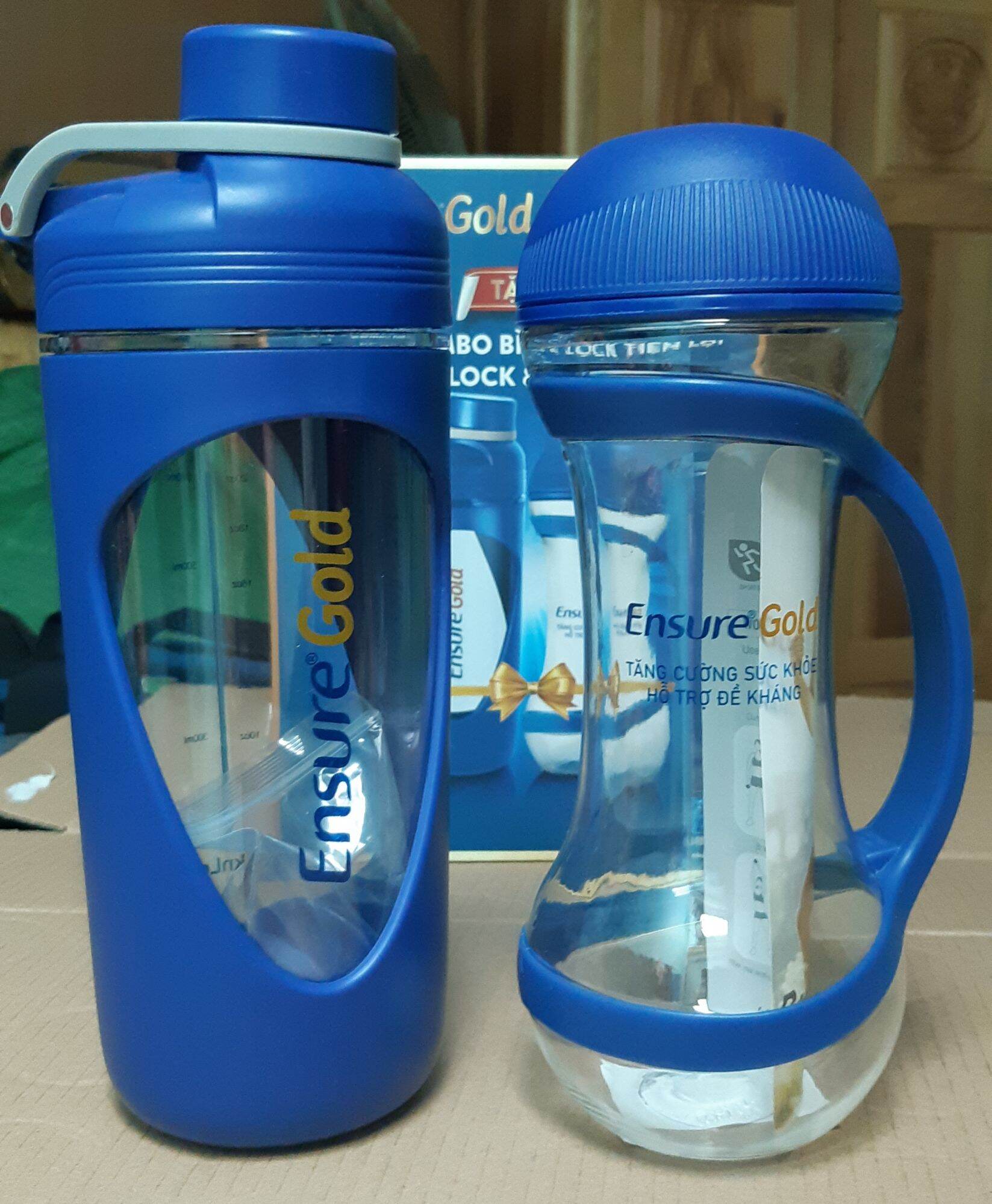 Bộ 2 Bình Nước Thể Thao LOCK & LOCK (800ml và 550ml).