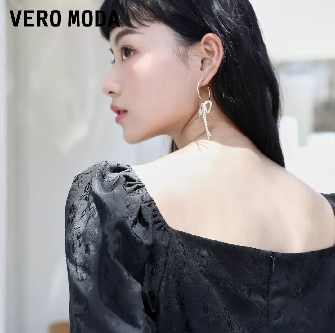 [SIZE M] Vero Moda Đầm gấm tay phồng cổ vuông đính đá