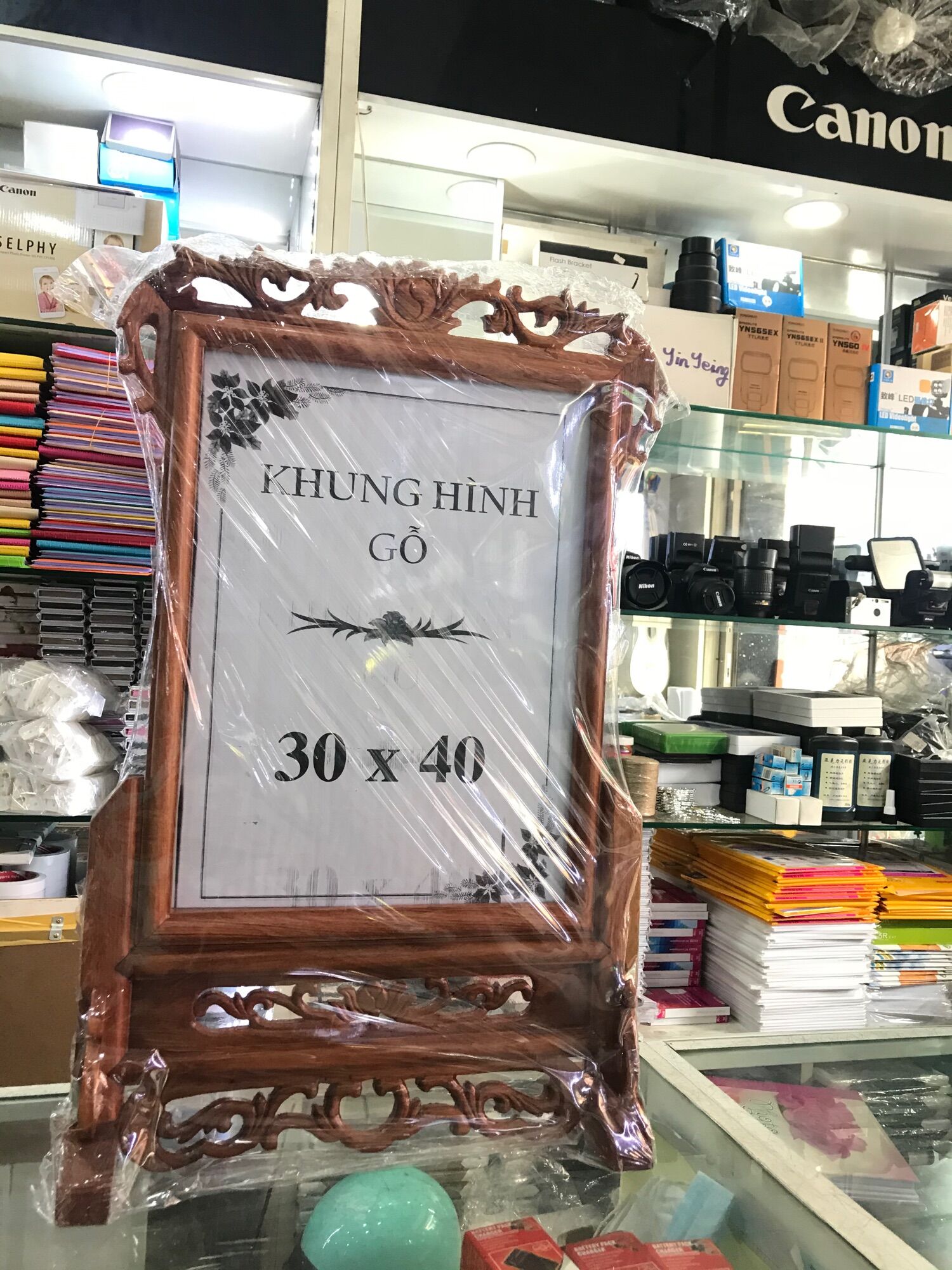 Khung hình thờ cao cấp,gỗ hương