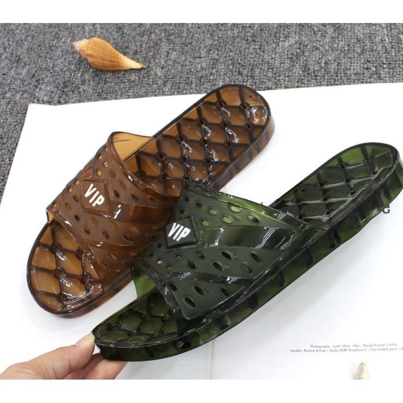 Dép nhựa lỗ vip đi nhà tắm