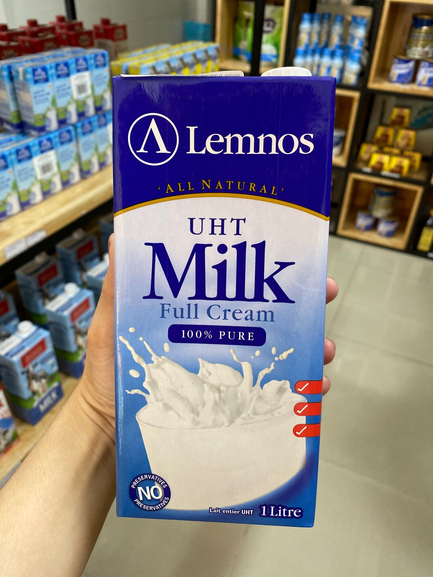 Hộp sữa tươi tiệt trùng nguyên kem Lemnos 1 Lít nhập Úc