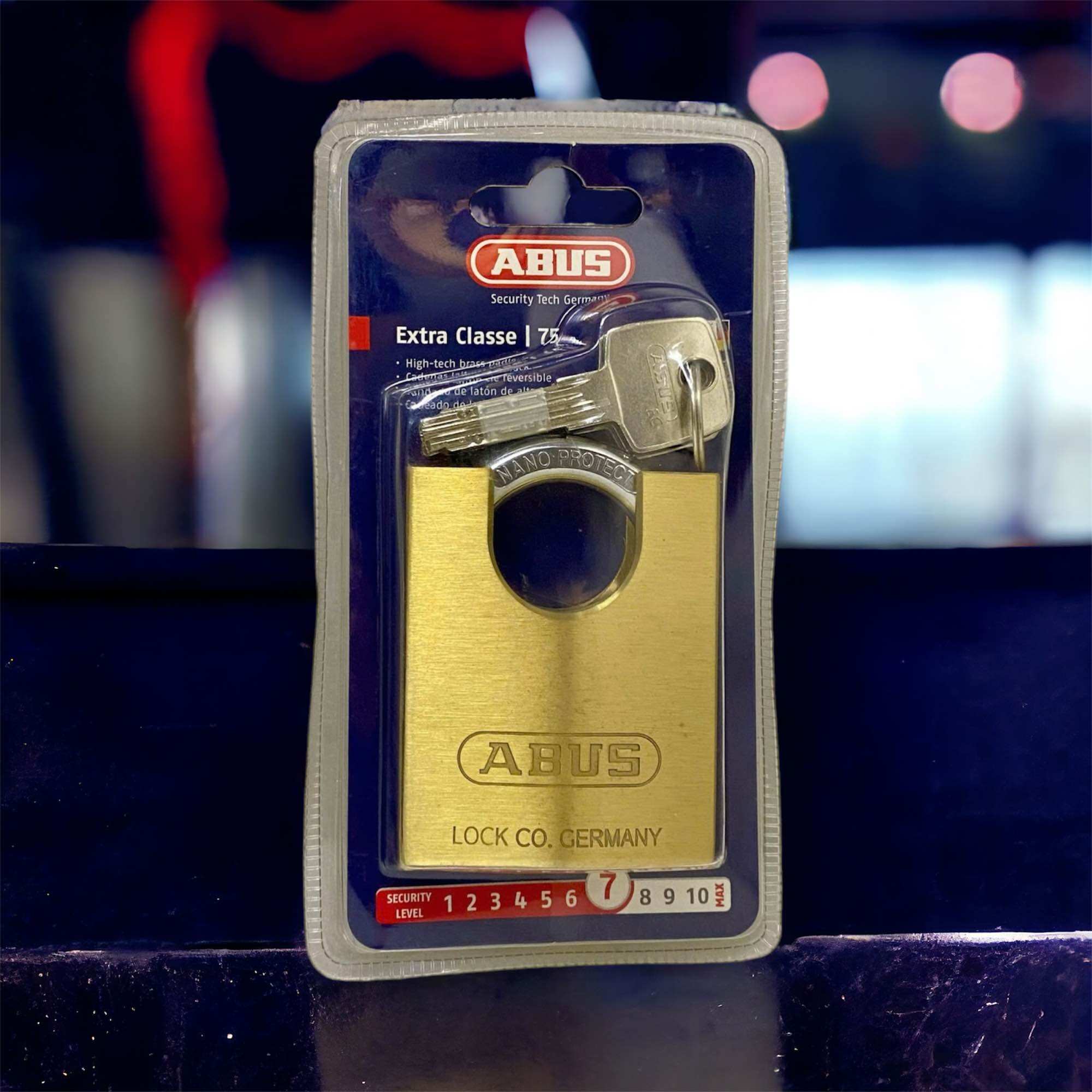 [HCM]ABUS 75CS/60 KHOÁ THAU BẤM ABUS 75CS/60 CHỐNG CẮT 60MM 4 CHÌA VI TÍNH CAO CẤP AN TOÀN CHẮC CHẮN