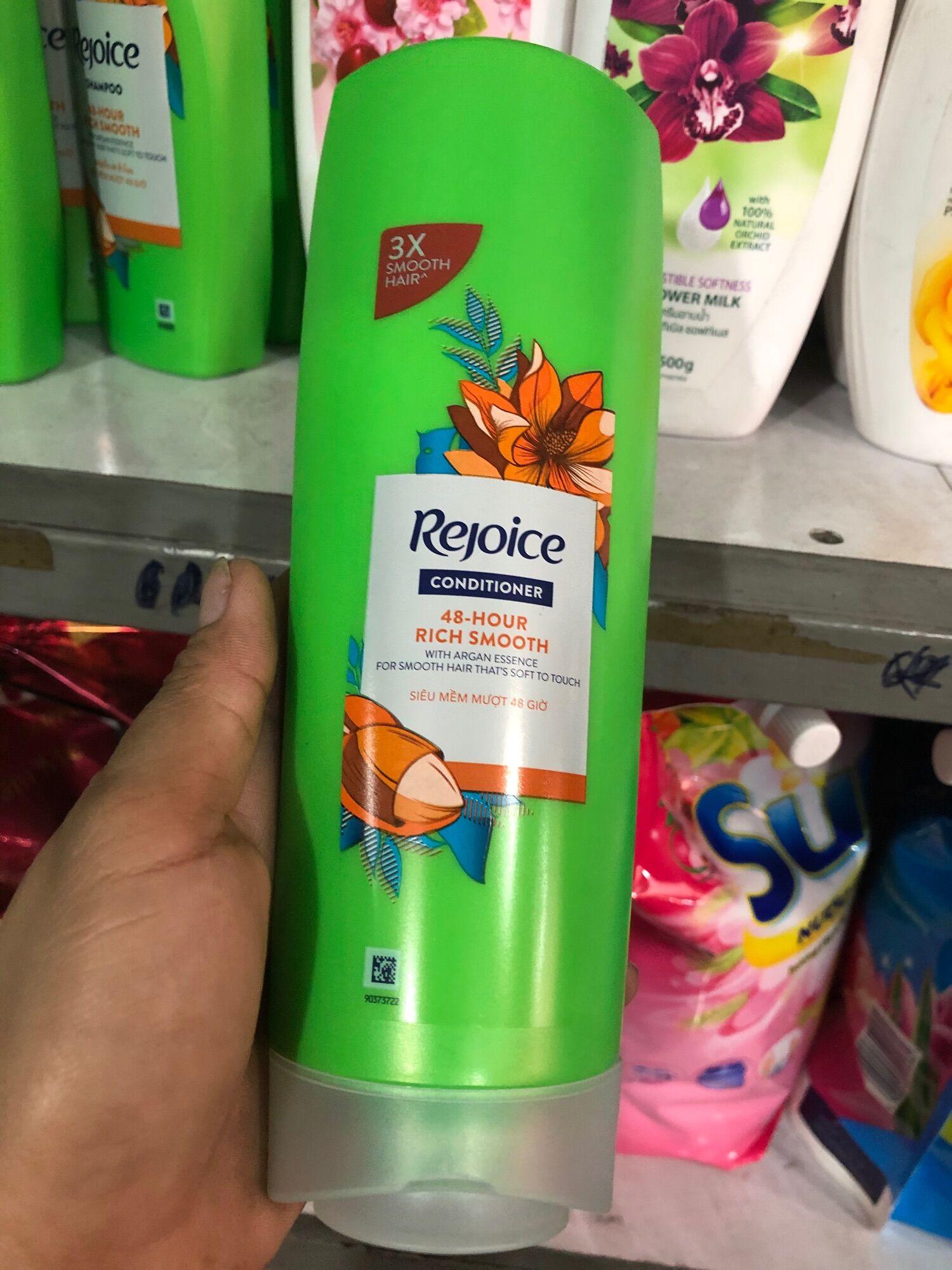 Dầu xã Rejoice suôn mượt mới chai 320ml