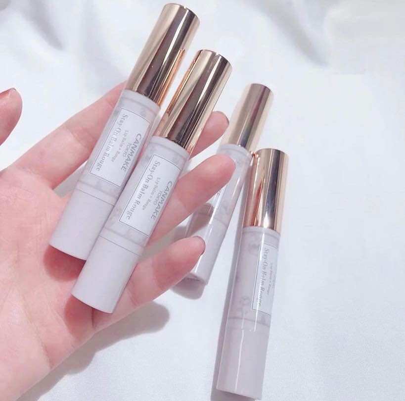 Son dưỡng môi có màu Canmake Stay-On Balm Rouge
