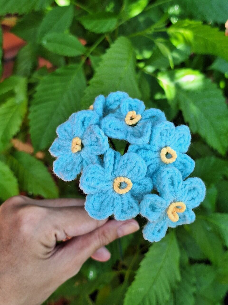Bó hoa lưu ly bằng len handmade 15 bông