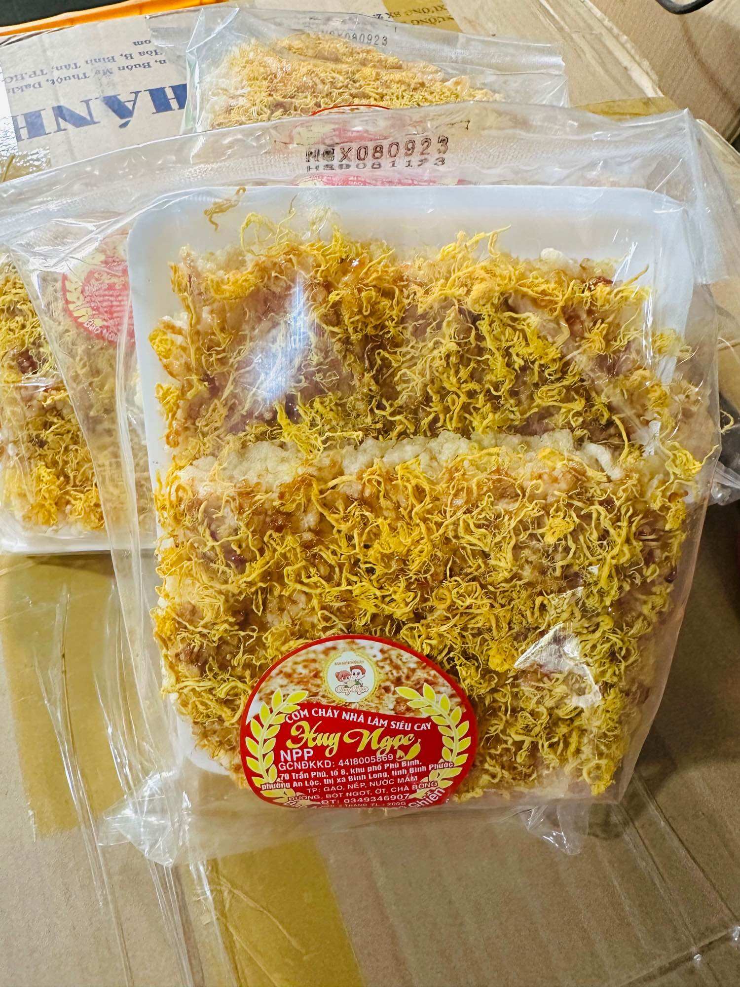 Cơm cháy sốt siêu cay chà bông ngon