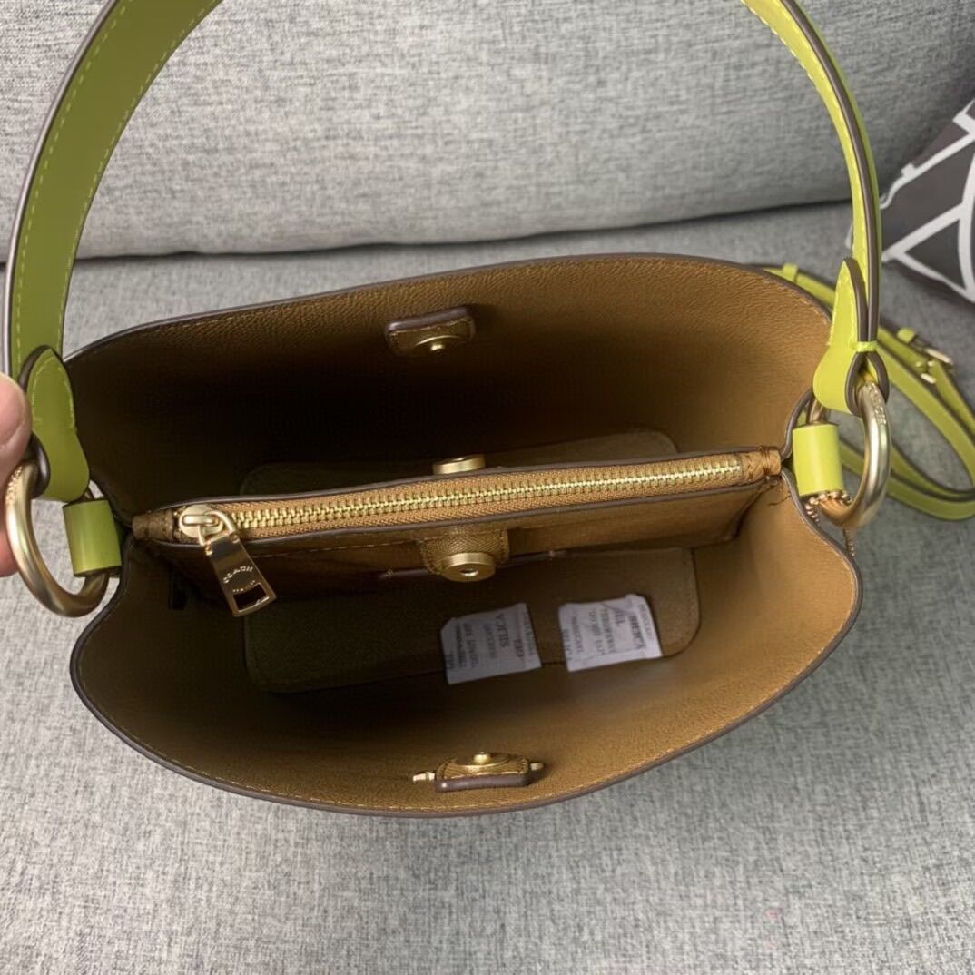 Túi Bucket Coach Town siêu xinh