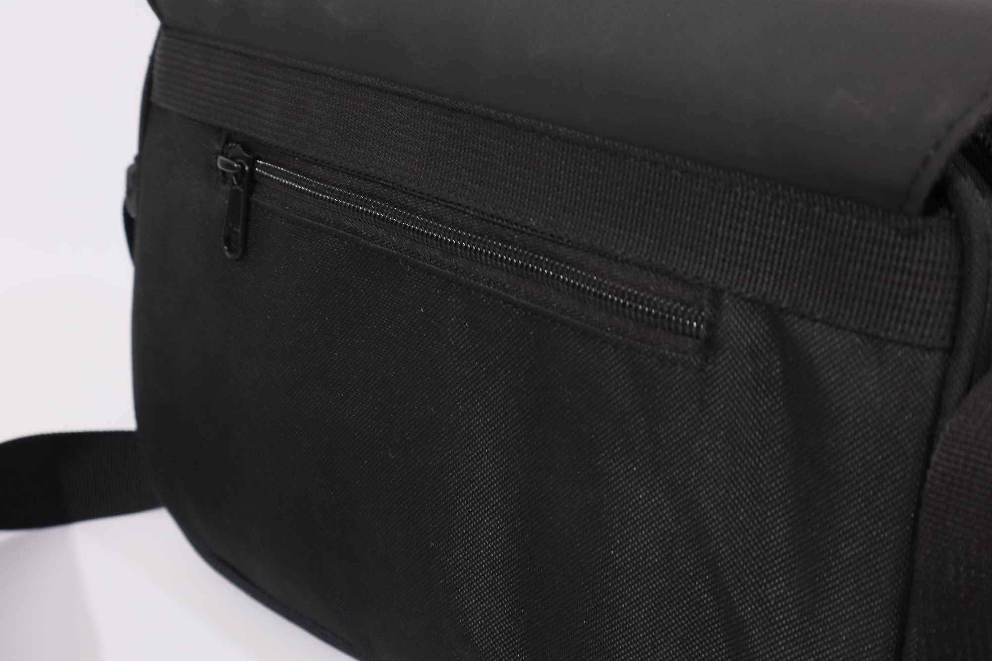 Túi vải đeo chéo | CROSSBODY MESSENGER BAG